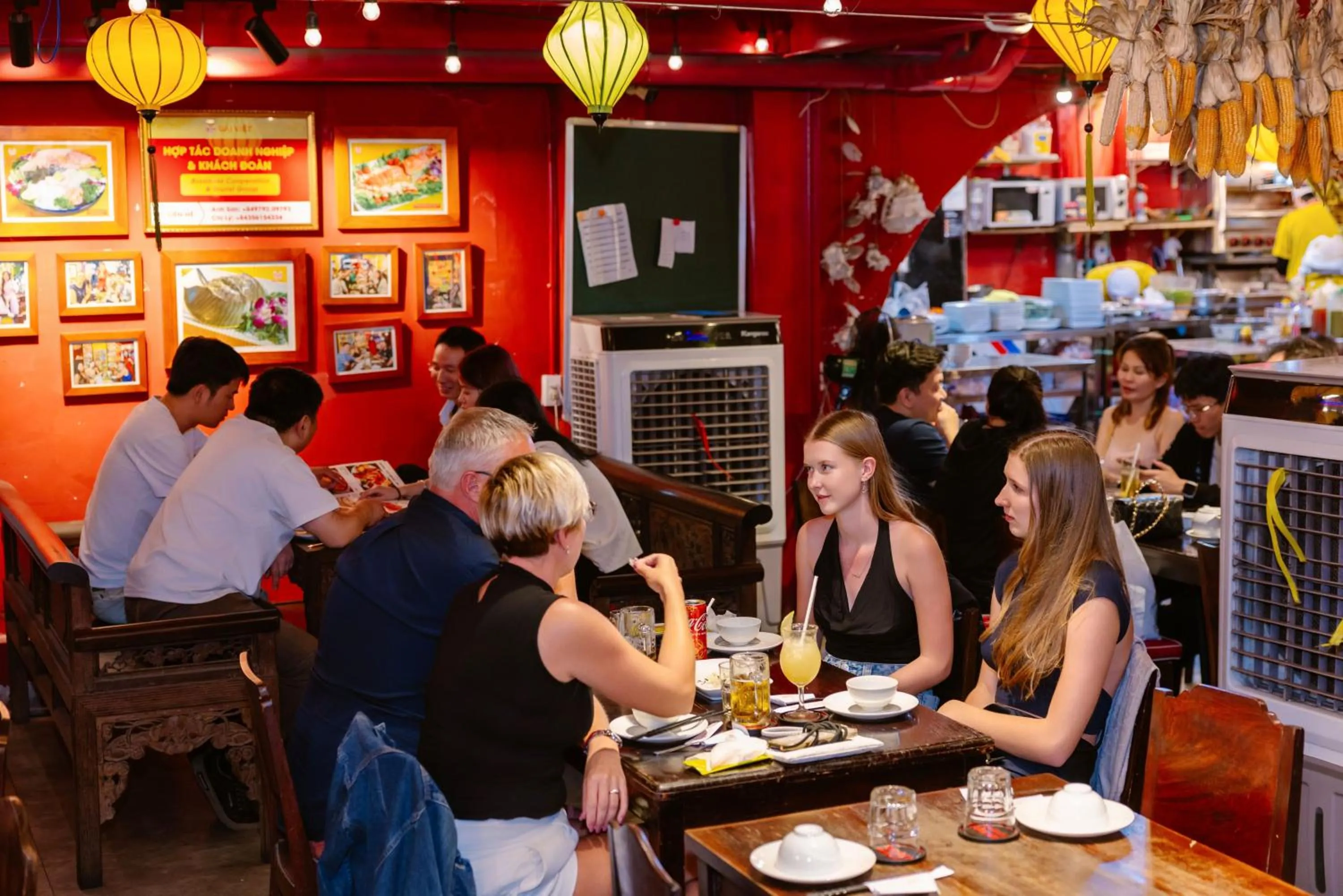 THE RICE HOTEL Nong Thon Dai Viet 131 Bui Vien