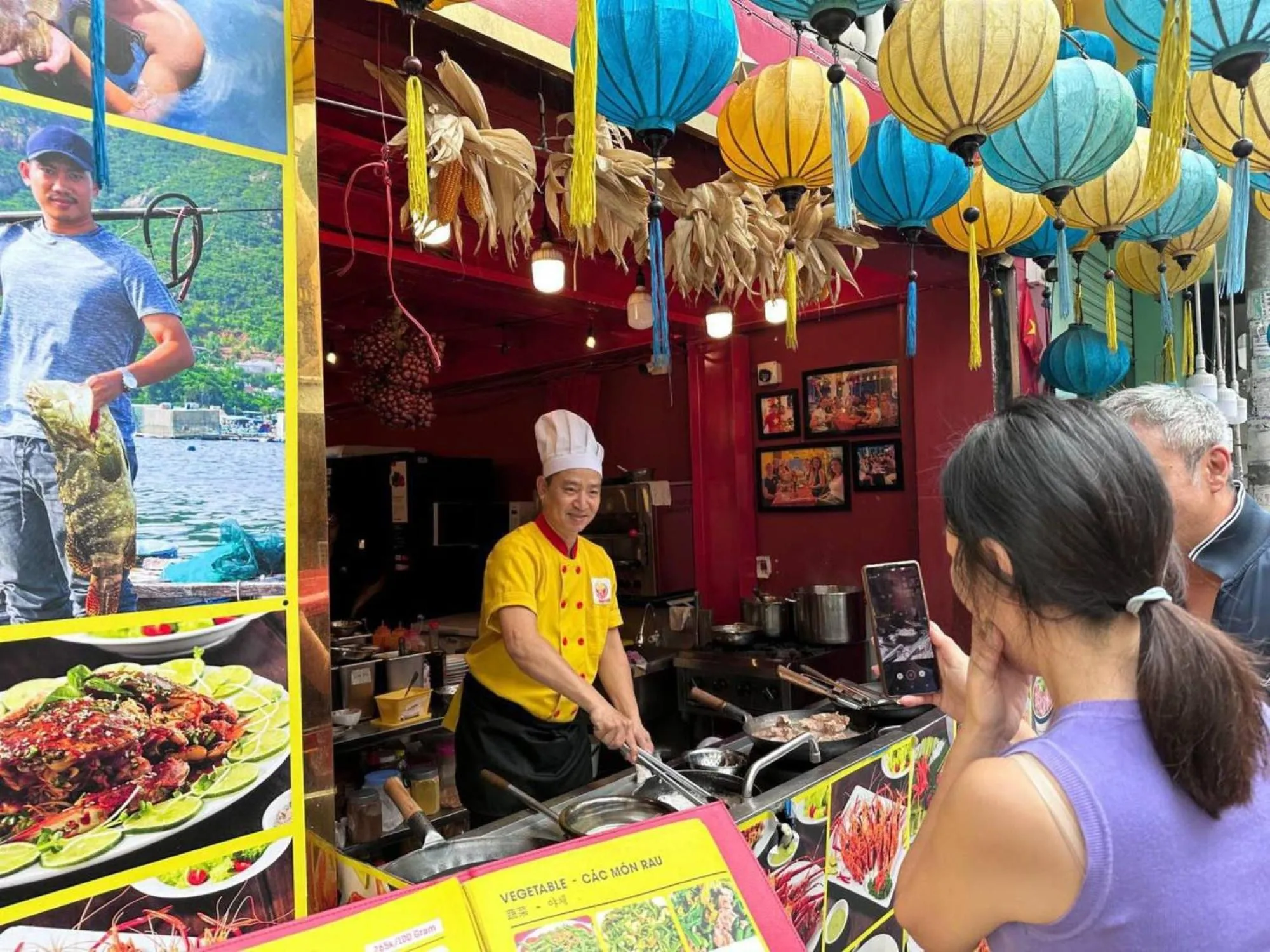 Restaurant/places to eat in THE RICE HOTEL Nong Thon Dai Viet 131 Bui Vien