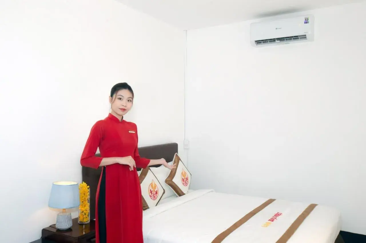 Bed in THE RICE HOTEL Nong Thon Dai Viet 131 Bui Vien Bed in THE RICE HOTEL Nong Thon Dai Viet 131 Bui Vien