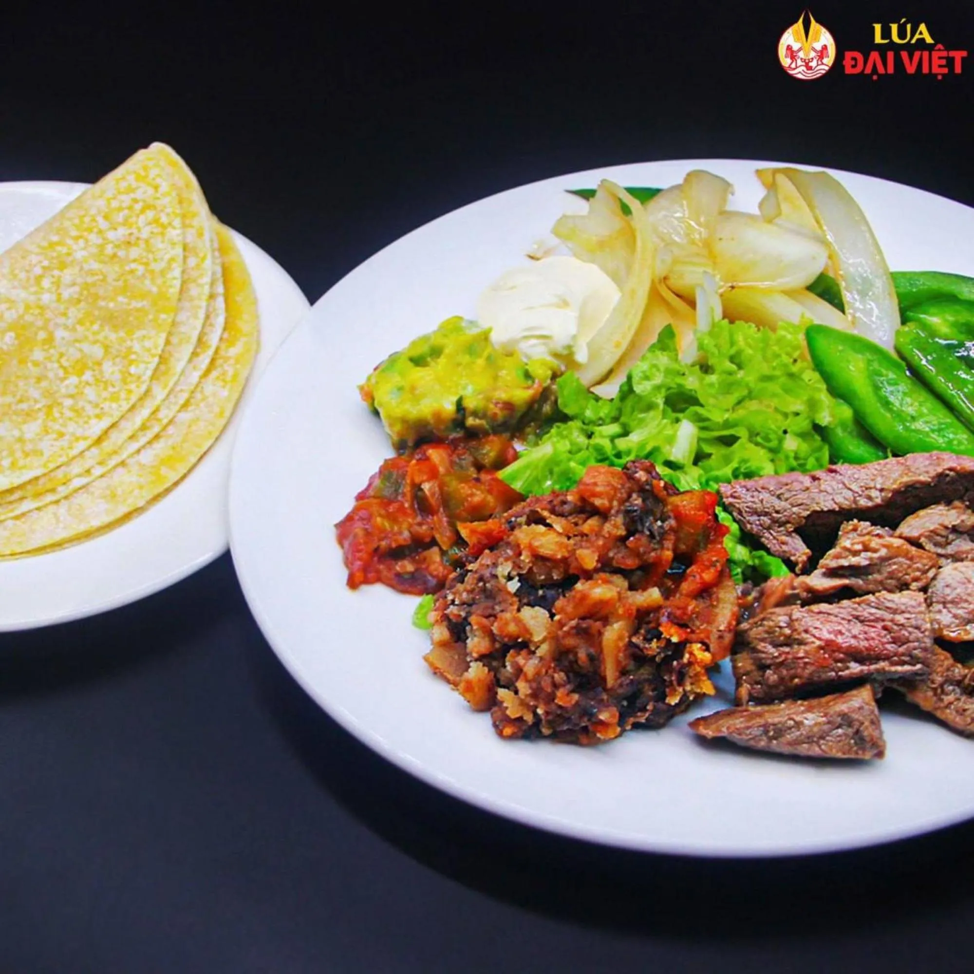 Restaurant/places to eat in THE RICE HOTEL Nong Thon Dai Viet 131 Bui Vien