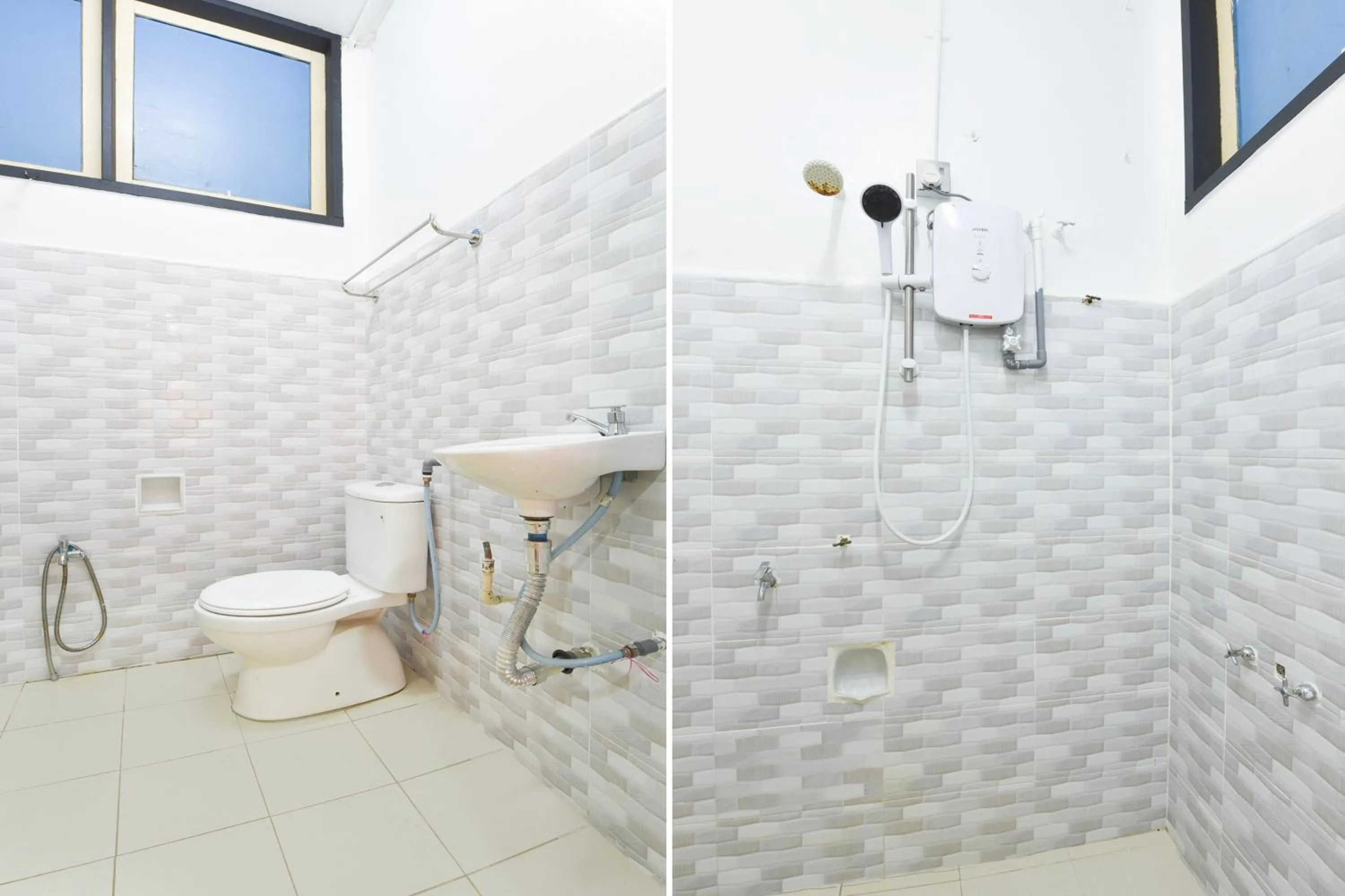 Bathroom in OYO 91052 Hotel Kenangan