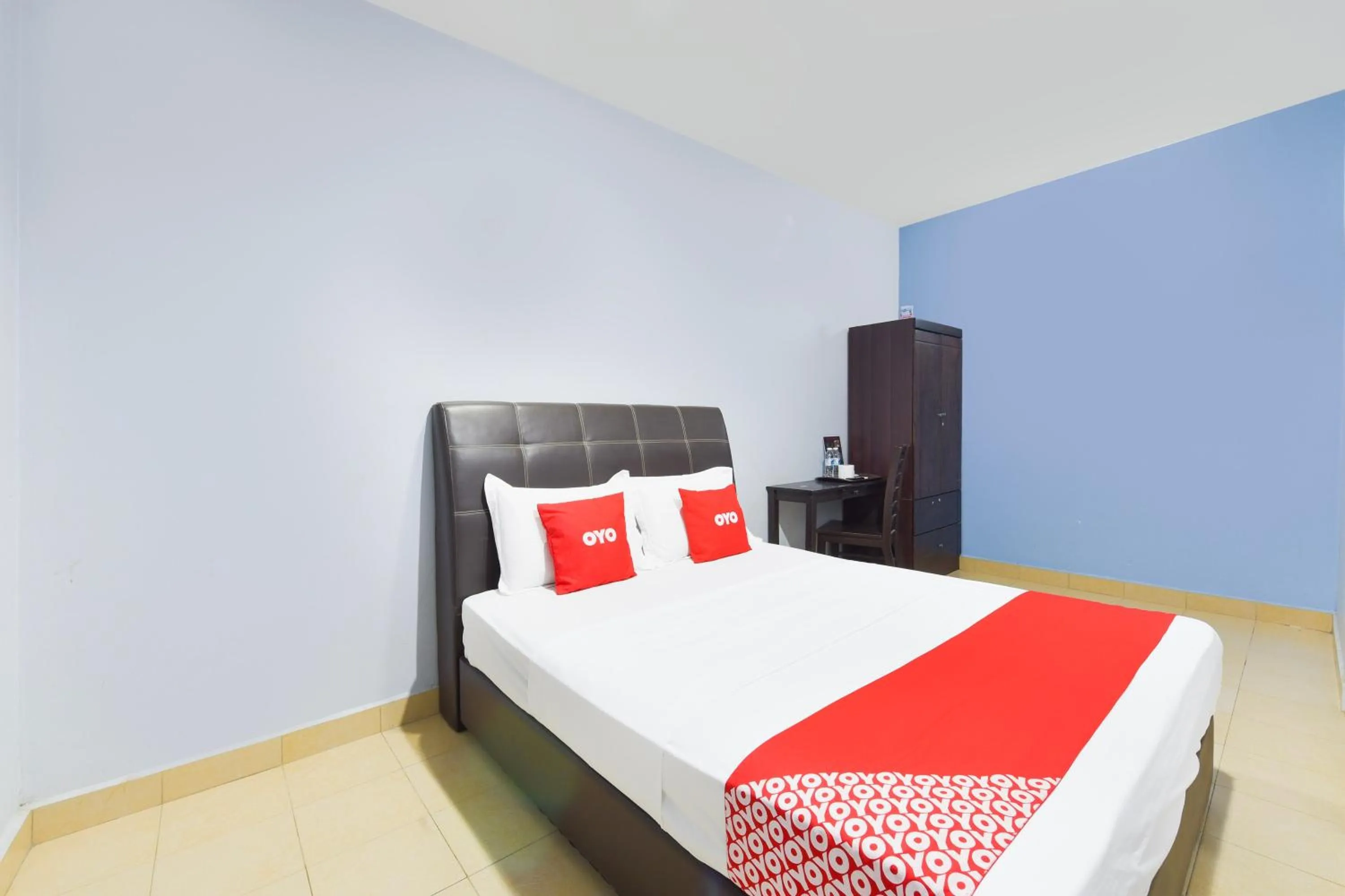 Bedroom in OYO 91052 Hotel Kenangan