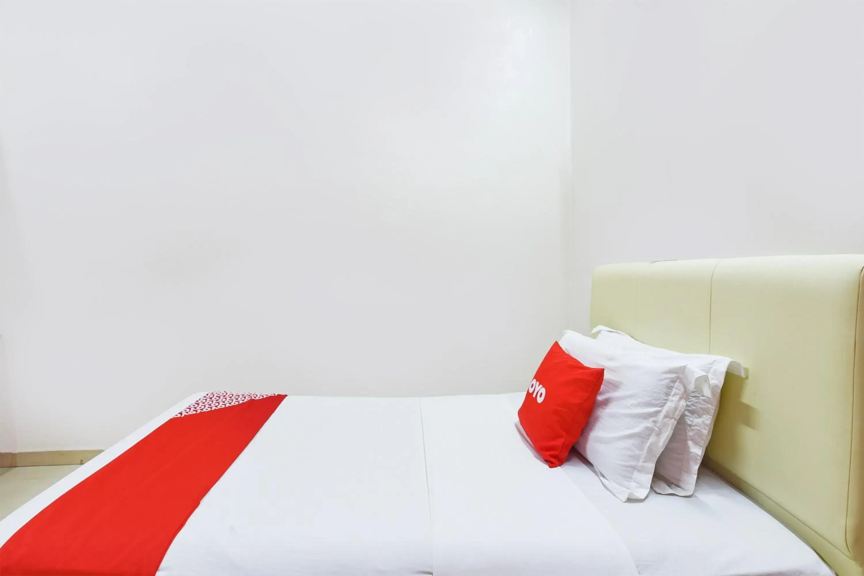 Bedroom in OYO 91052 Hotel Kenangan Bedroom in OYO 91052 Hotel Kenangan