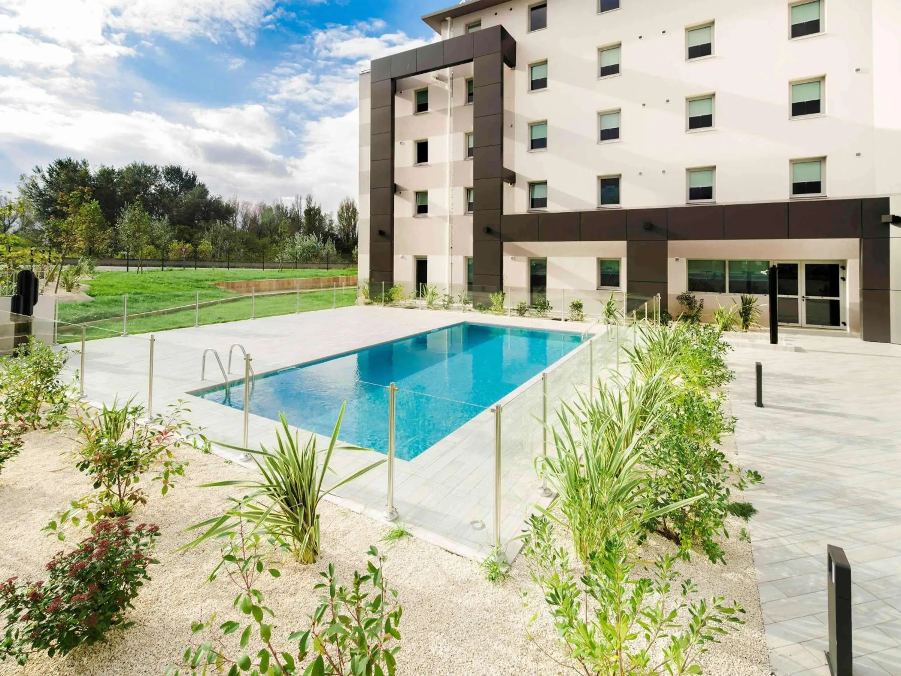 Property building in Ibis Budget Valence Sud Property building in Ibis Budget Valence Sud