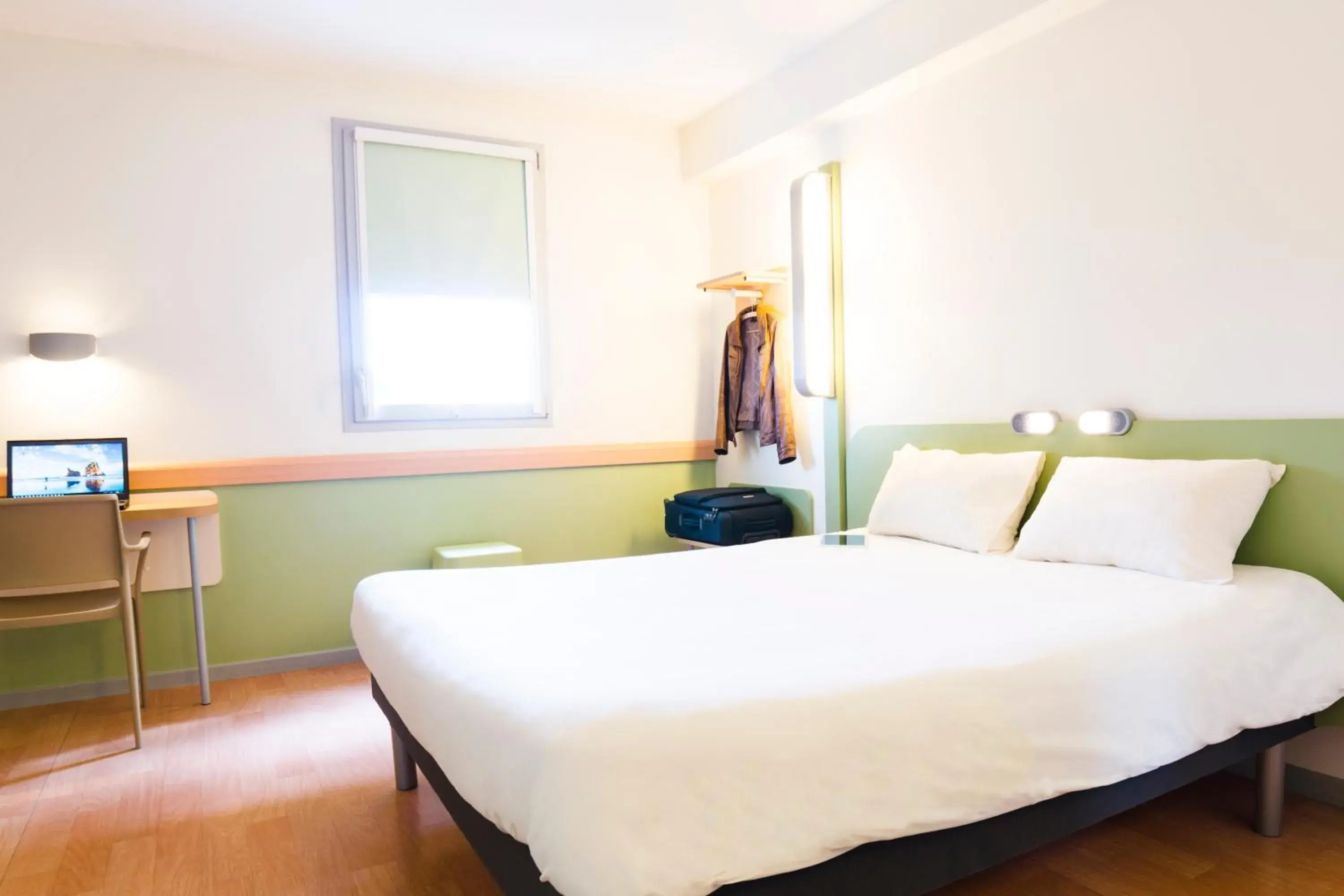 Bed in Ibis Budget Valence Sud Bed in Ibis Budget Valence Sud