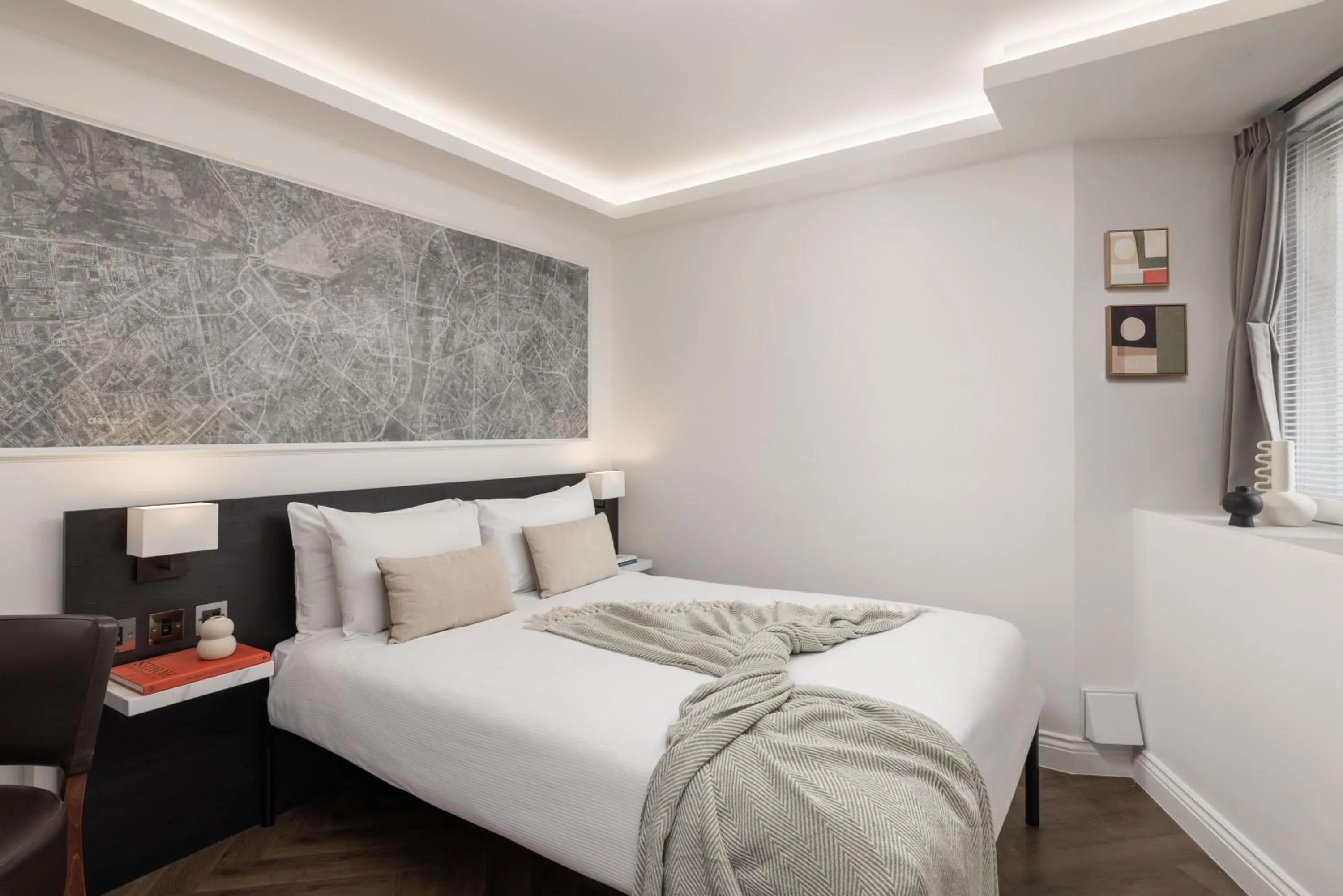 Bedroom, Bed in St Giles London – A St Giles Hotel