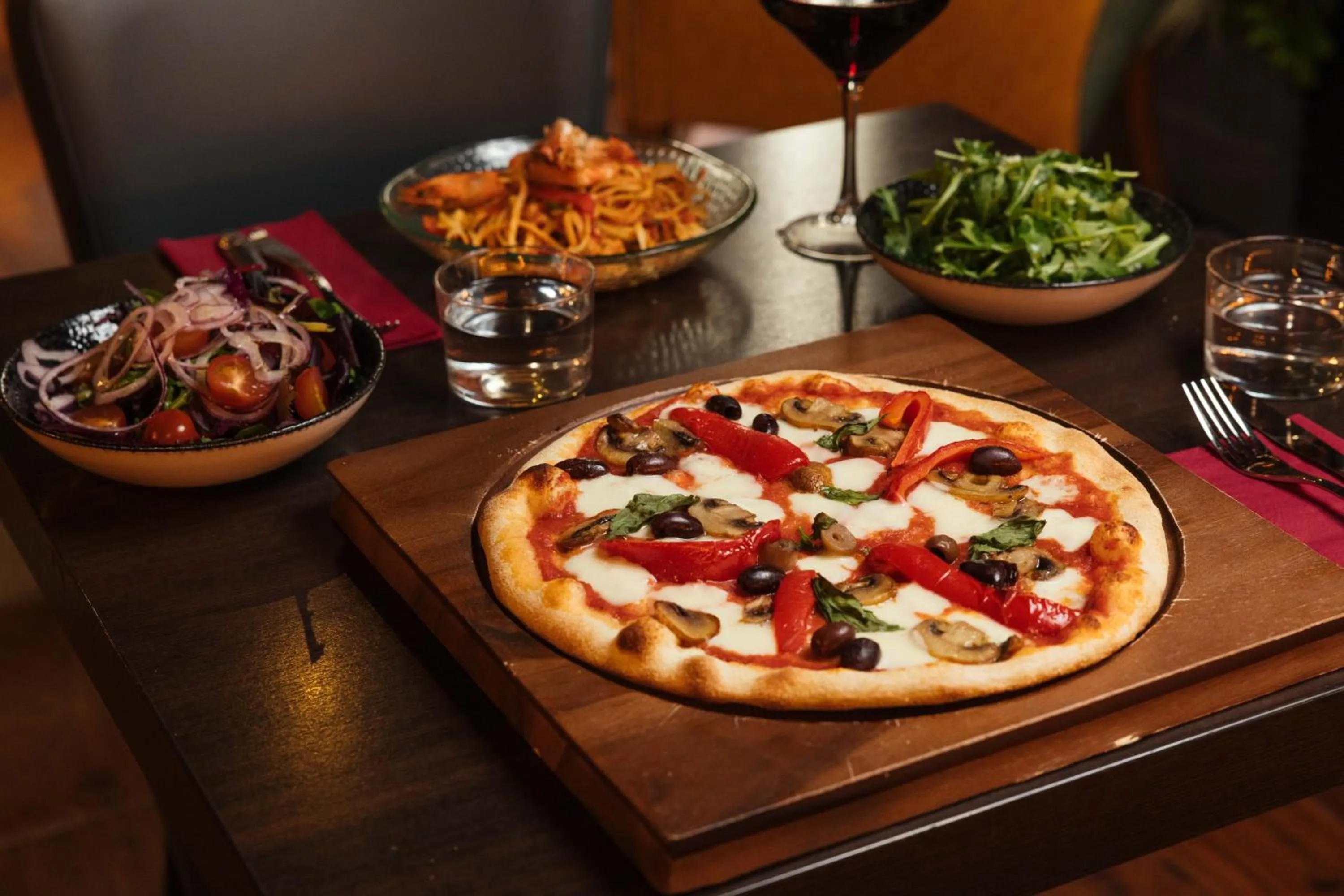 Restaurant/places to eat in St Giles London – A St Giles Hotel