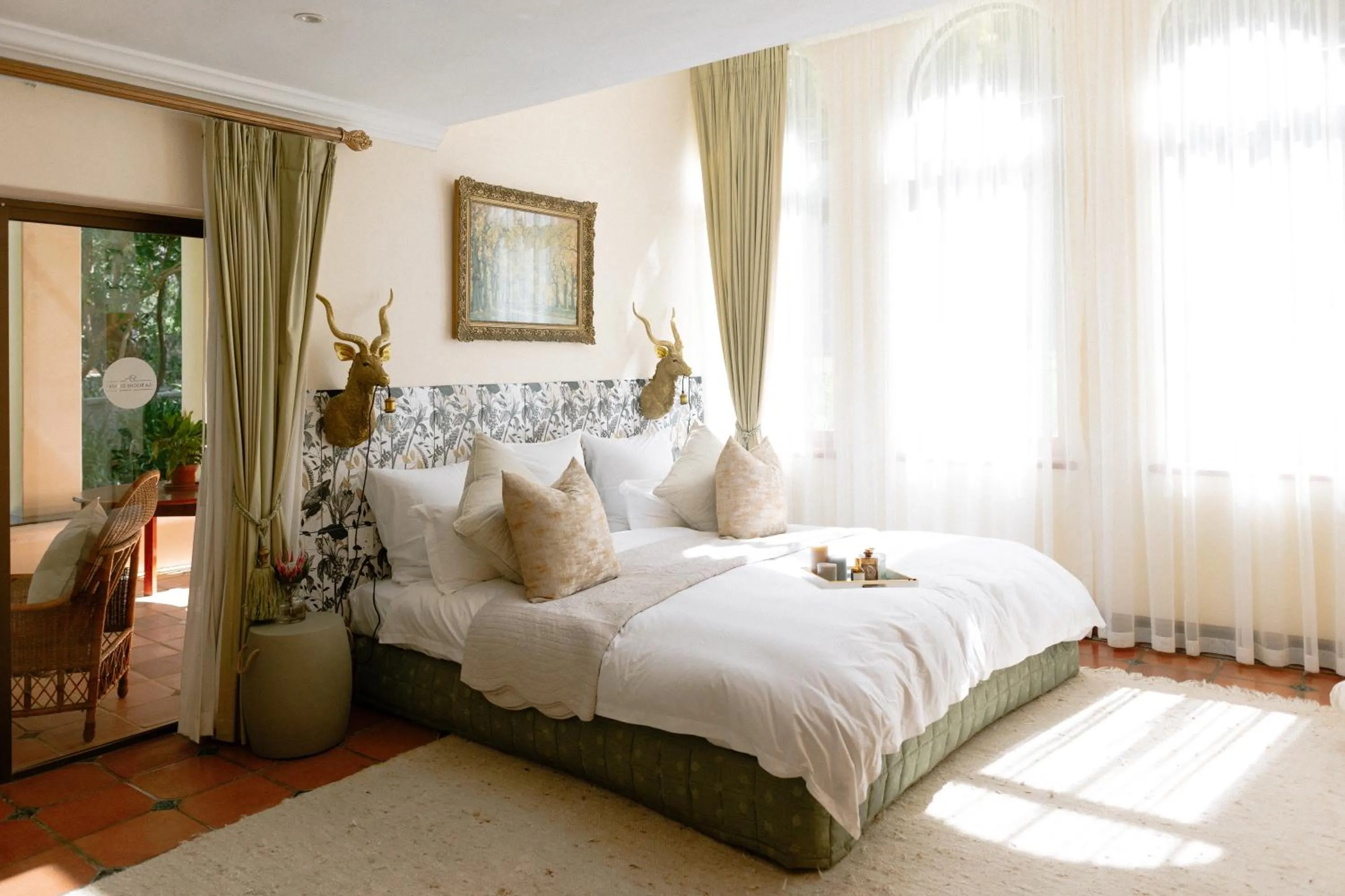 Bed in Manor House at La Roche Estate - Franschhoek