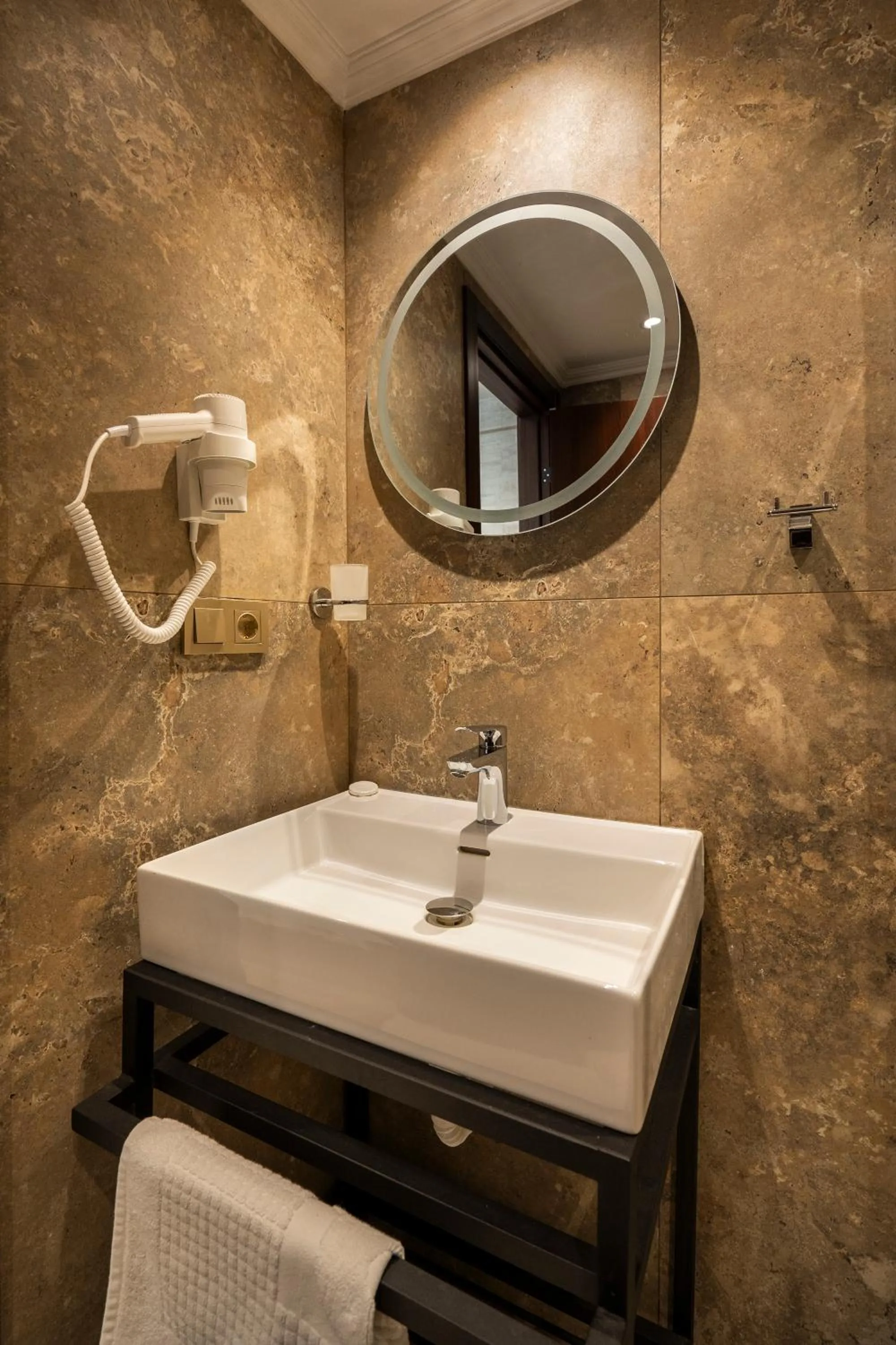 Old Harbour Hotel istanbul