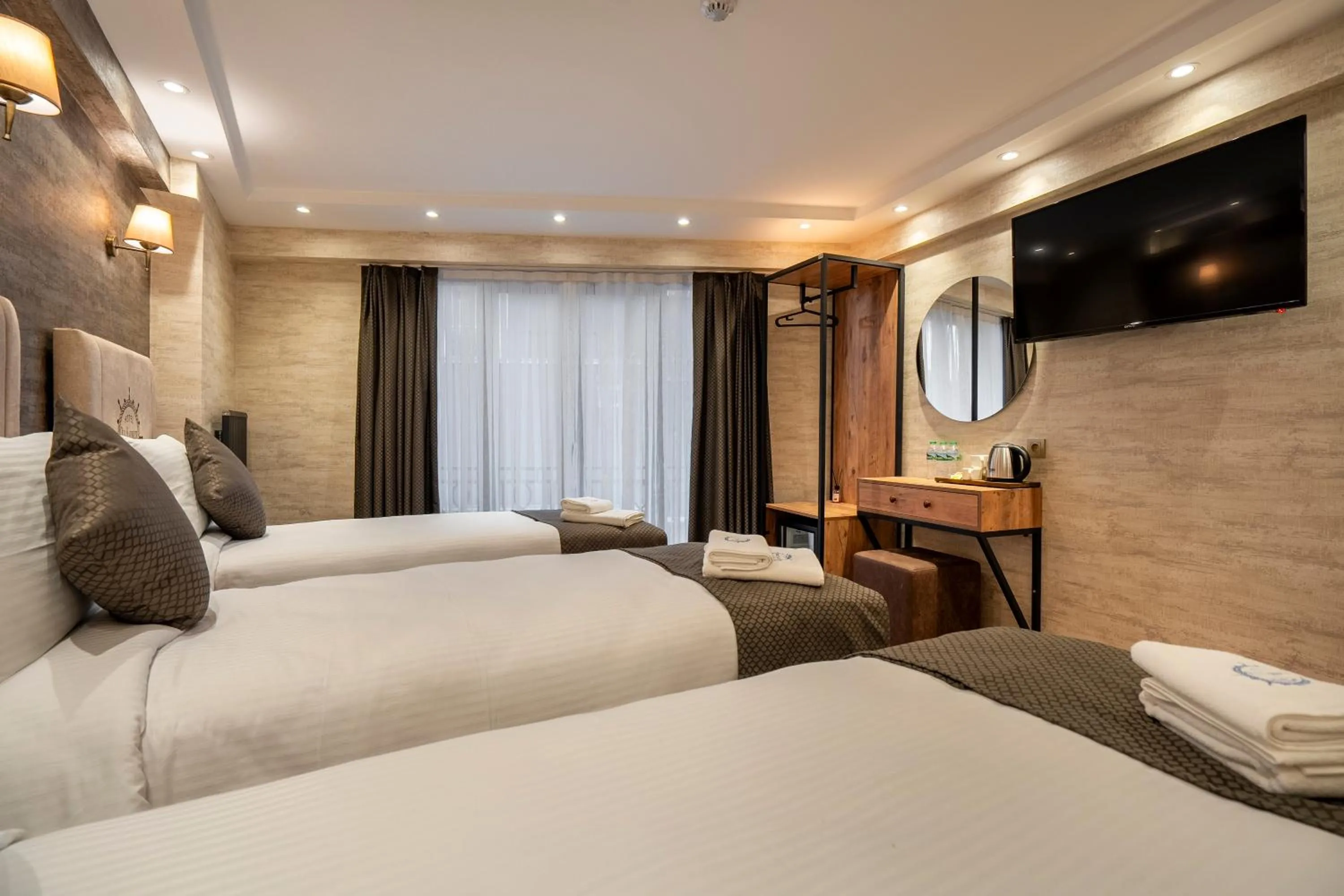 Bed in Old Harbour Hotel istanbul