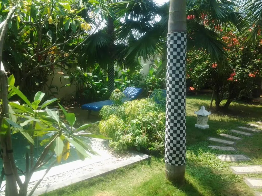 Day in Rosseno Villa