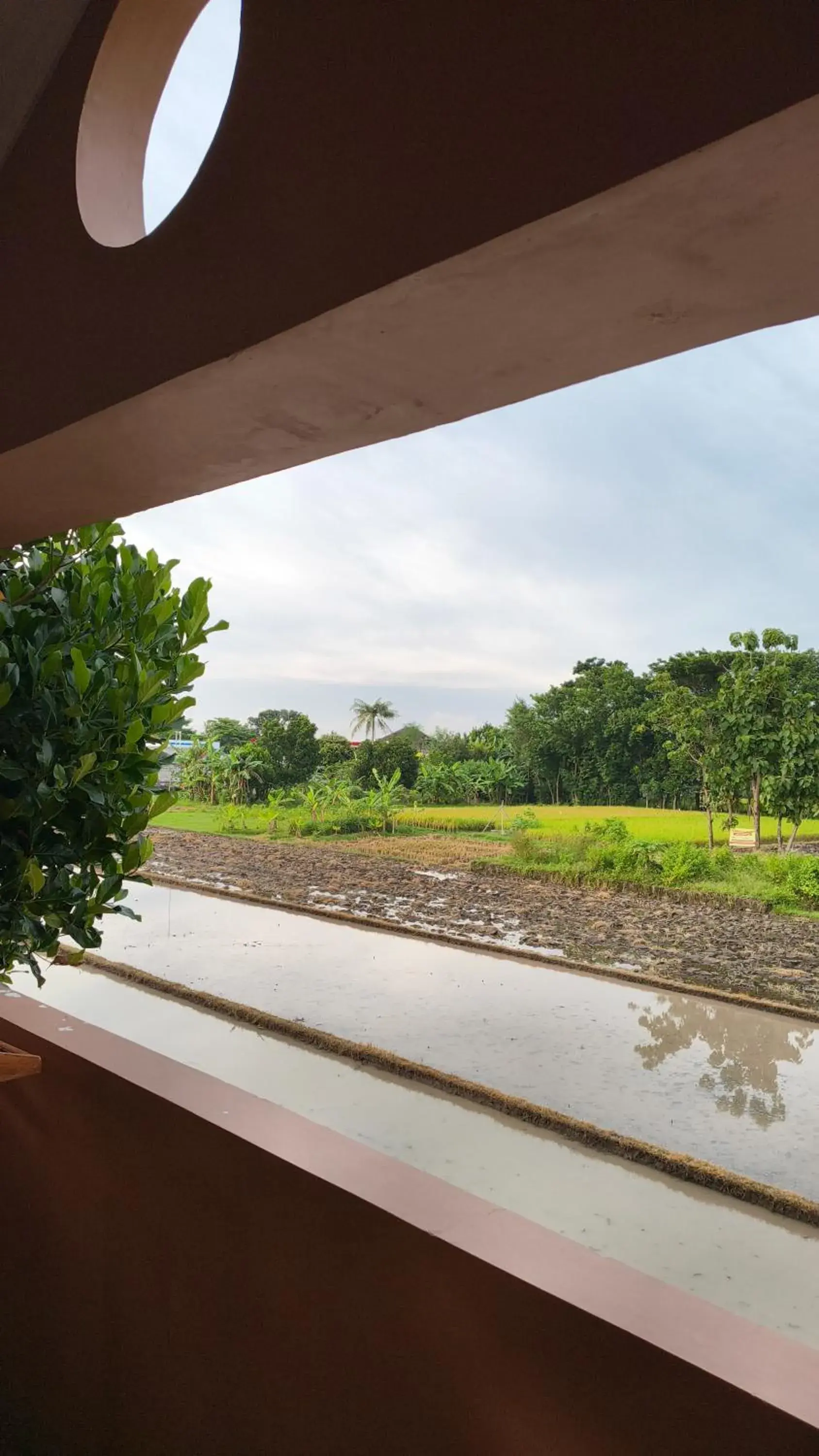 Triple Room with Shower in Ada Waktu Homestay Triple Room with Shower in Ada Waktu Homestay