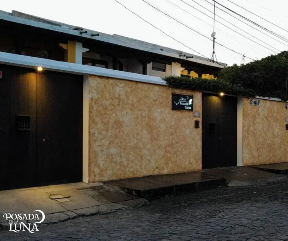 Facade/entrance in Hotel Posada de la Luna