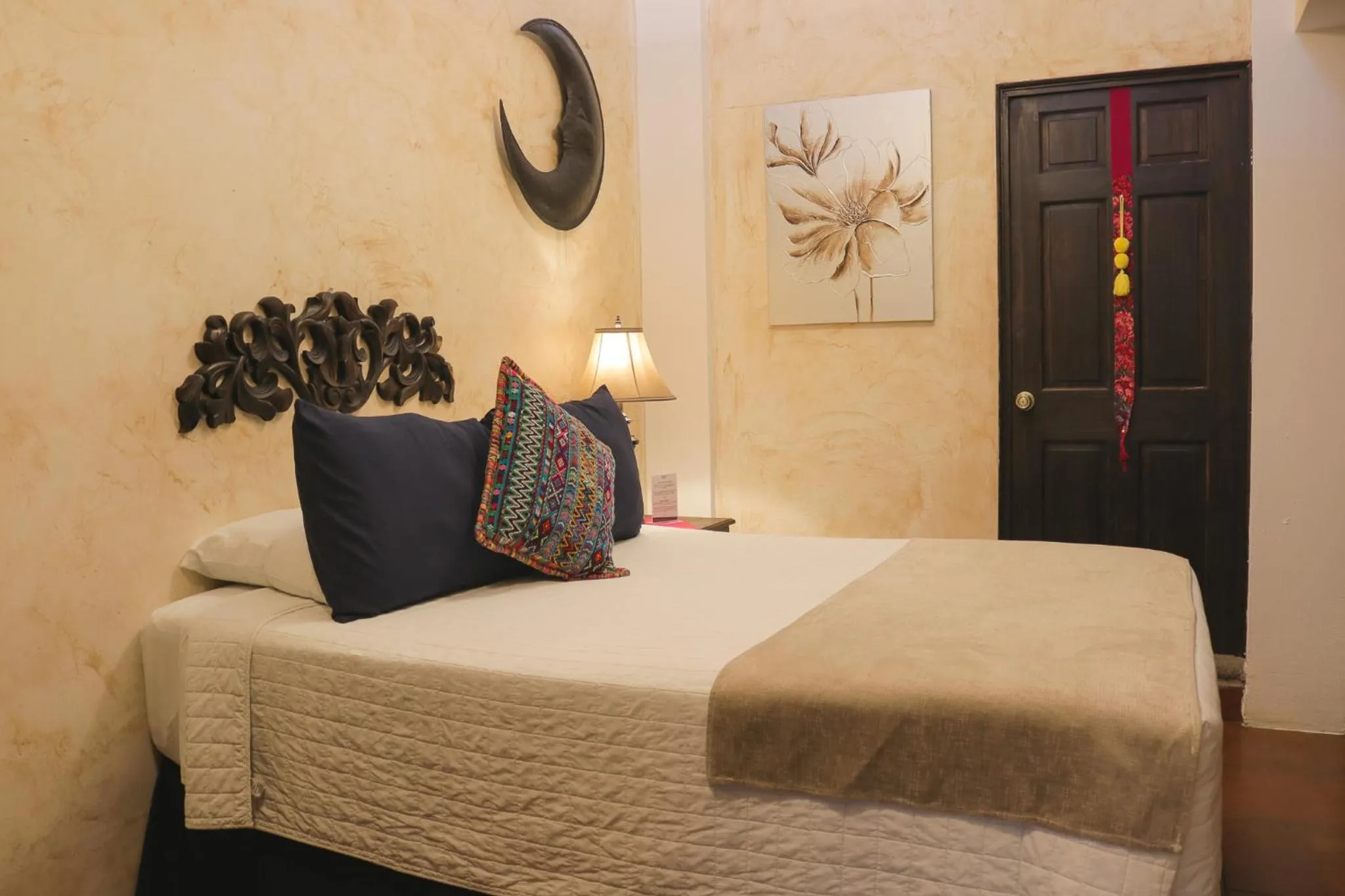 Bed in Hotel Posada de la Luna