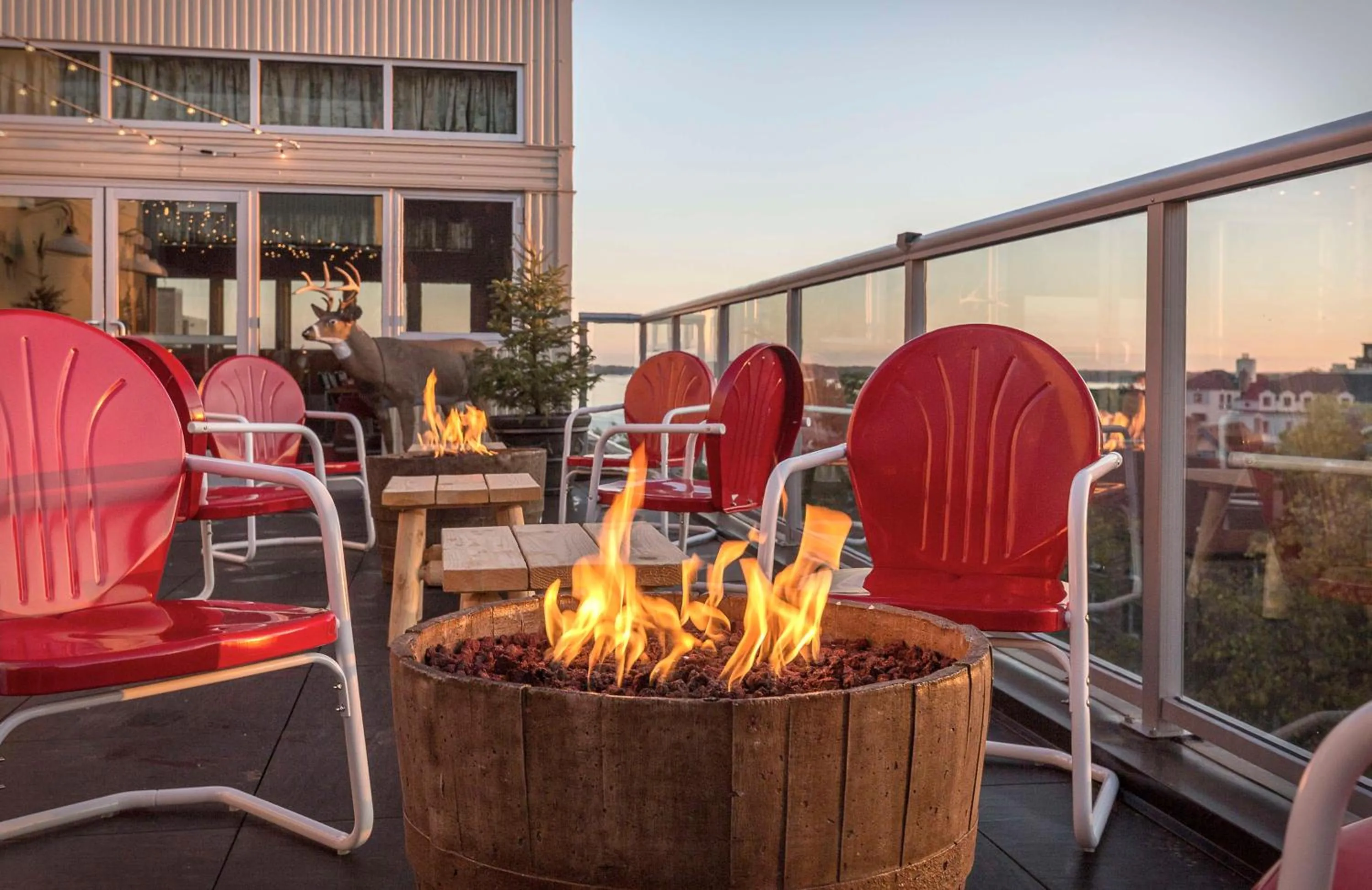 Dining area in Graduate by Hilton Madison
