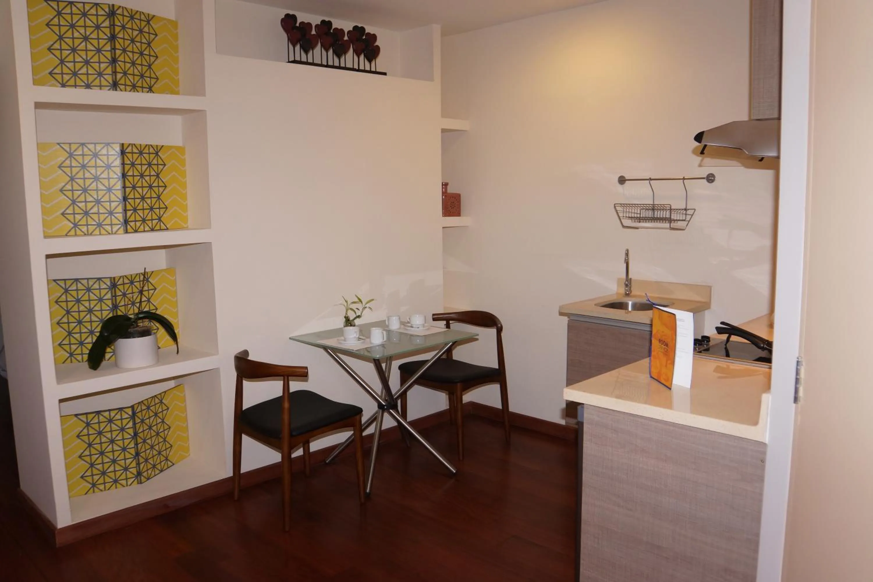 Dining area in Atrium Miraflores Hotel
