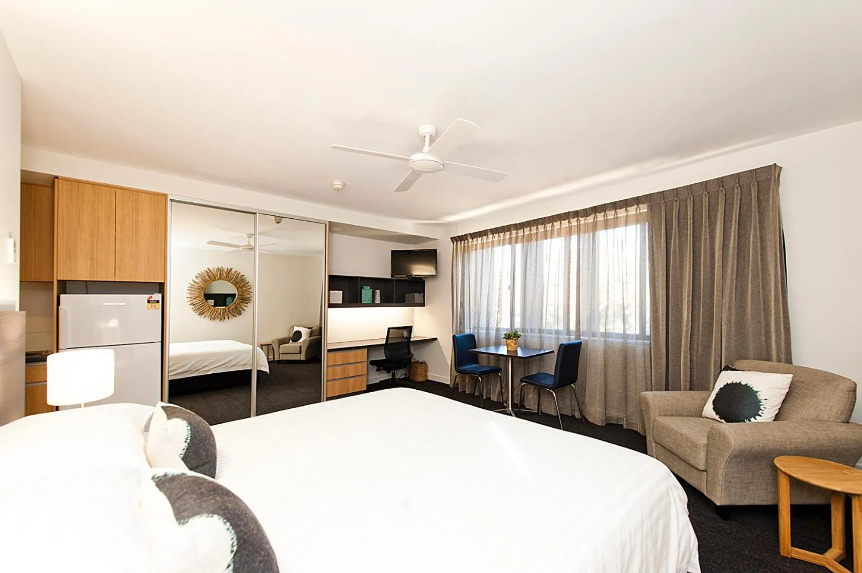 Bed in St Catherine's on Park