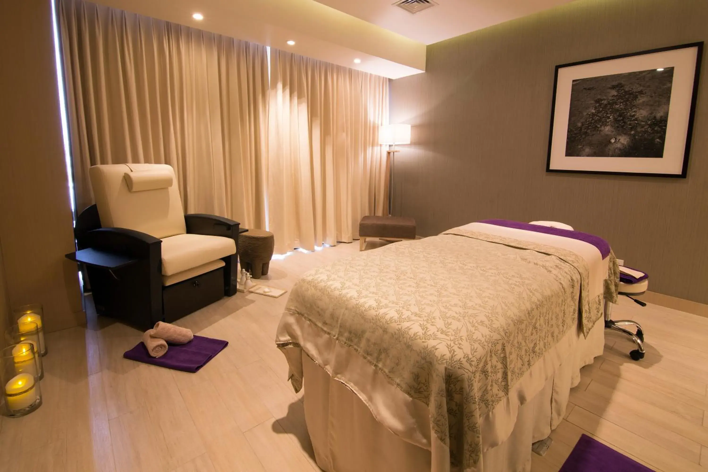 Spa and wellness centre/facilities, Bed in City of Dreams - Nobu Hotel Manila Spa and wellness centre/facilities, Bed in City of Dreams - Nobu Hotel Manila