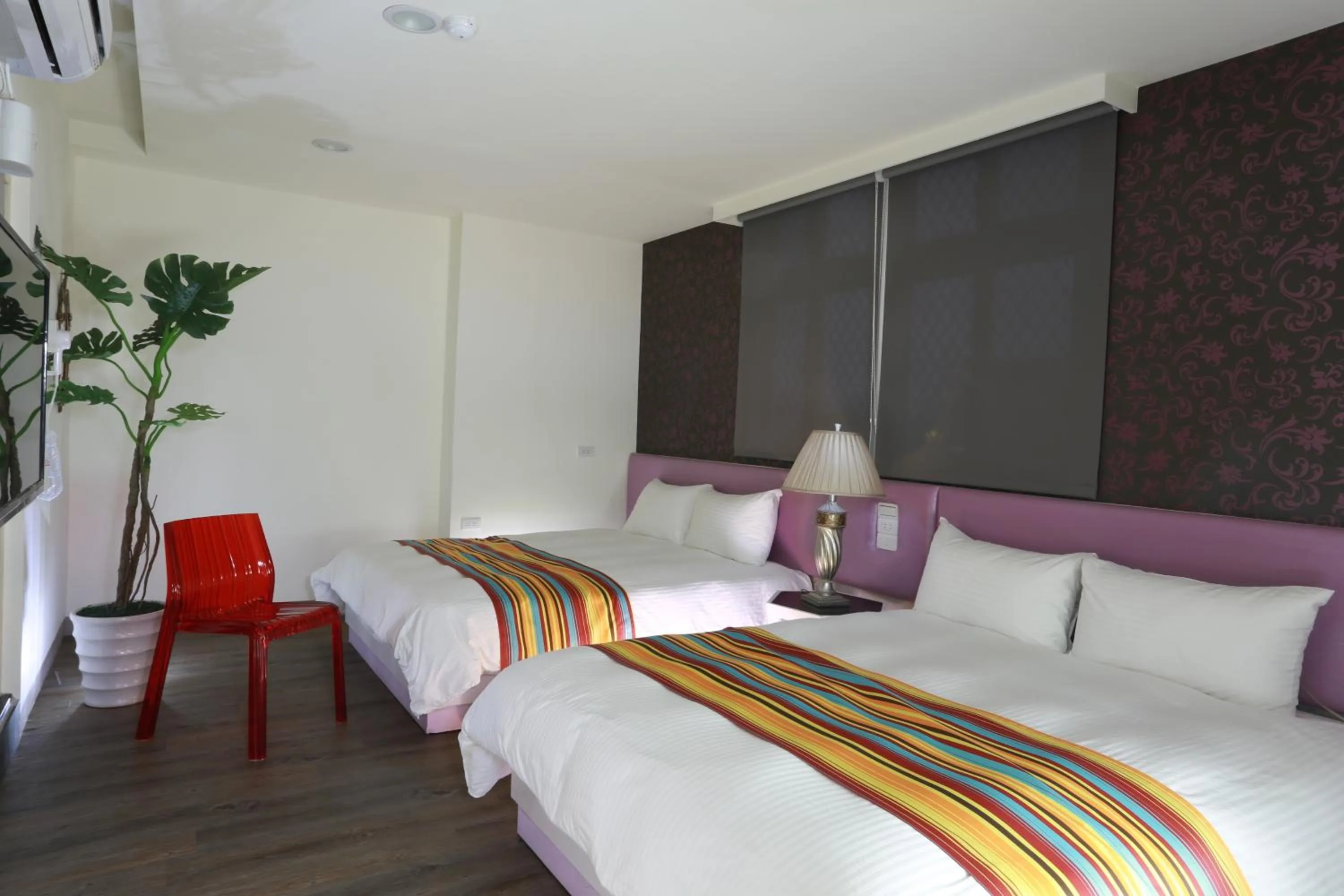 Bed in Guo Chen Hotel