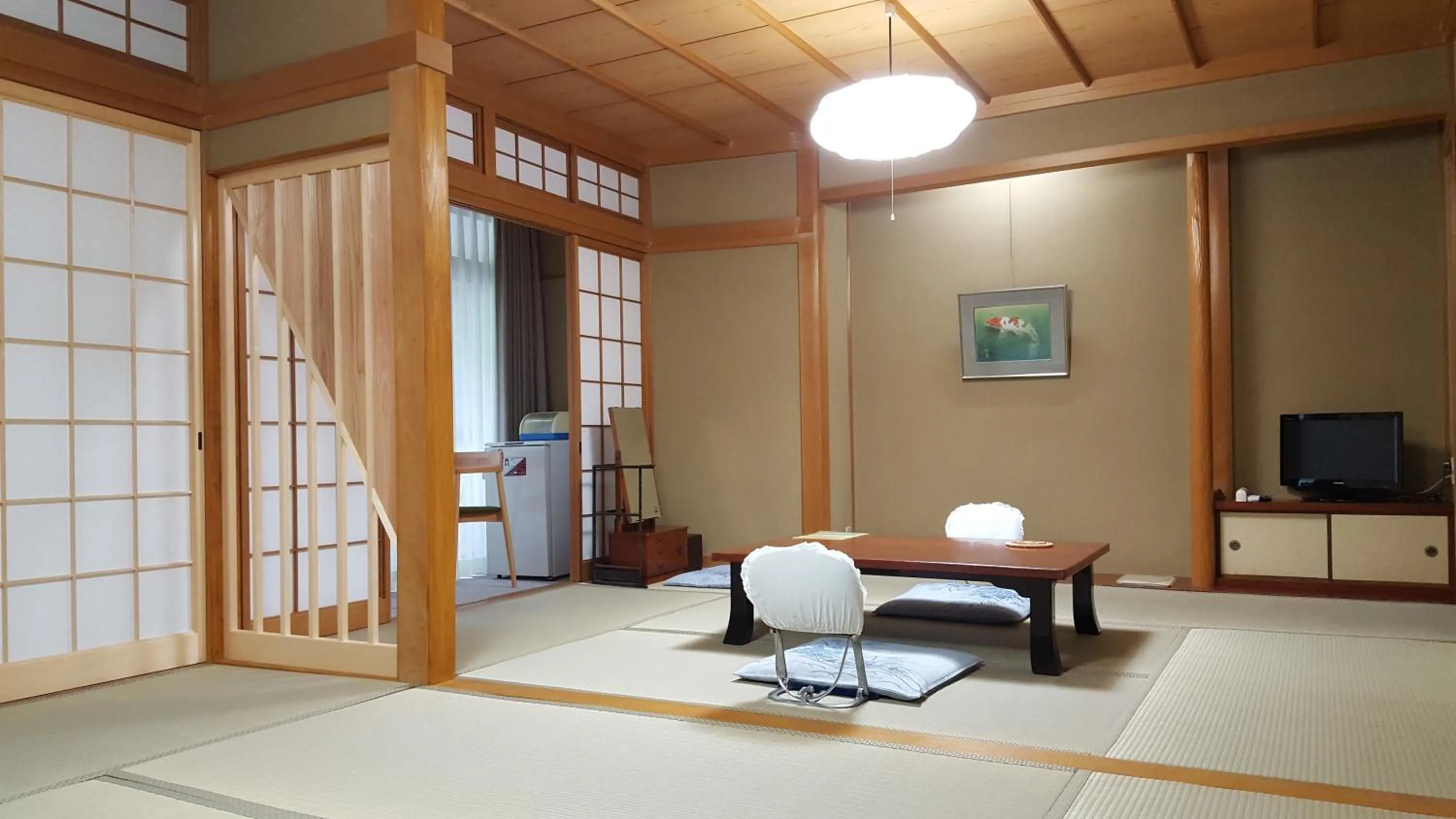 Photo of the whole room in Tsukimotoya Ryokan