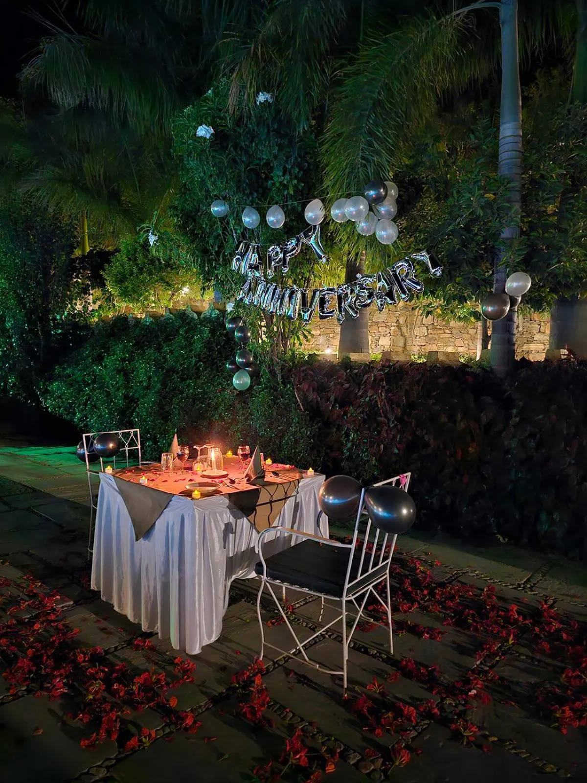 Dinner in Kumbhalgarh Safari Camp by Trulyy