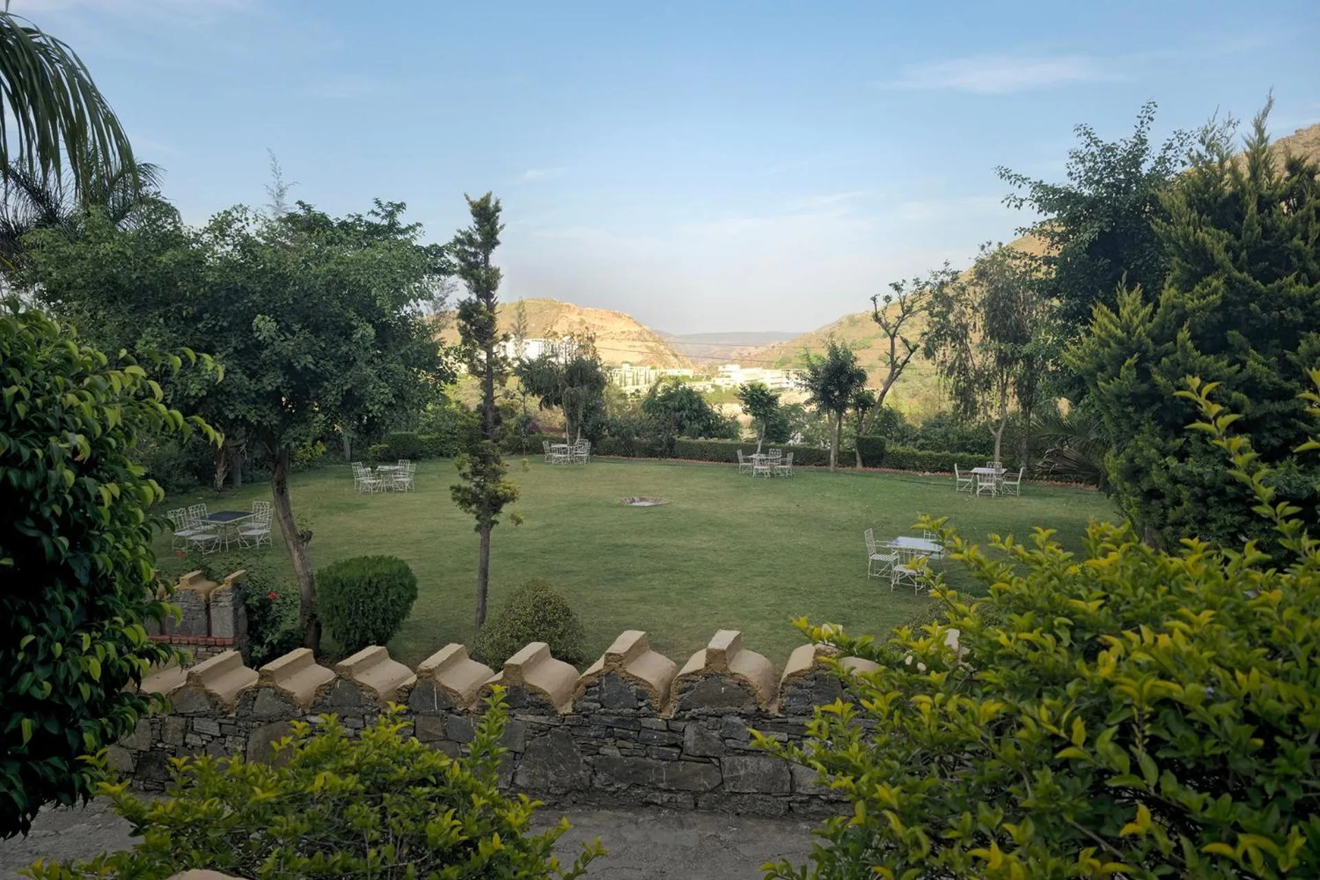 Garden in Kumbhalgarh Safari Camp by Trulyy
