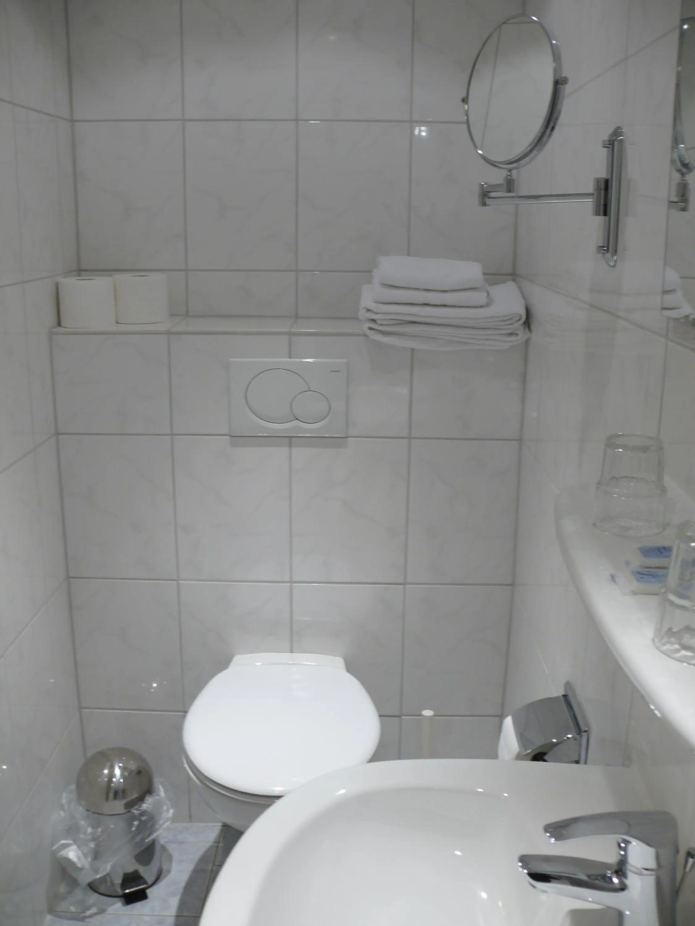 Bathroom in Waldhotel Dornröschenshöh