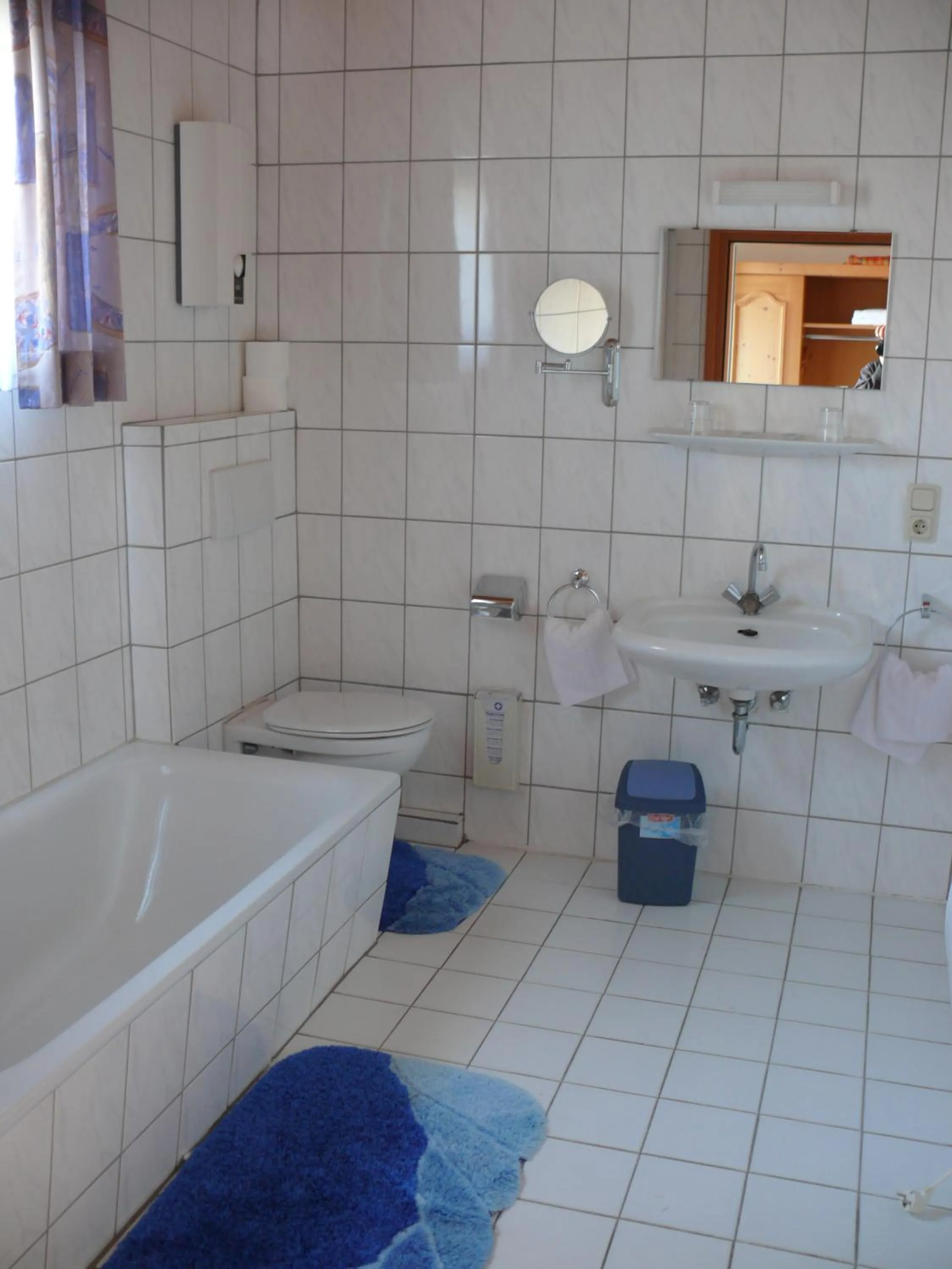 Bathroom in Waldhotel Dornröschenshöh