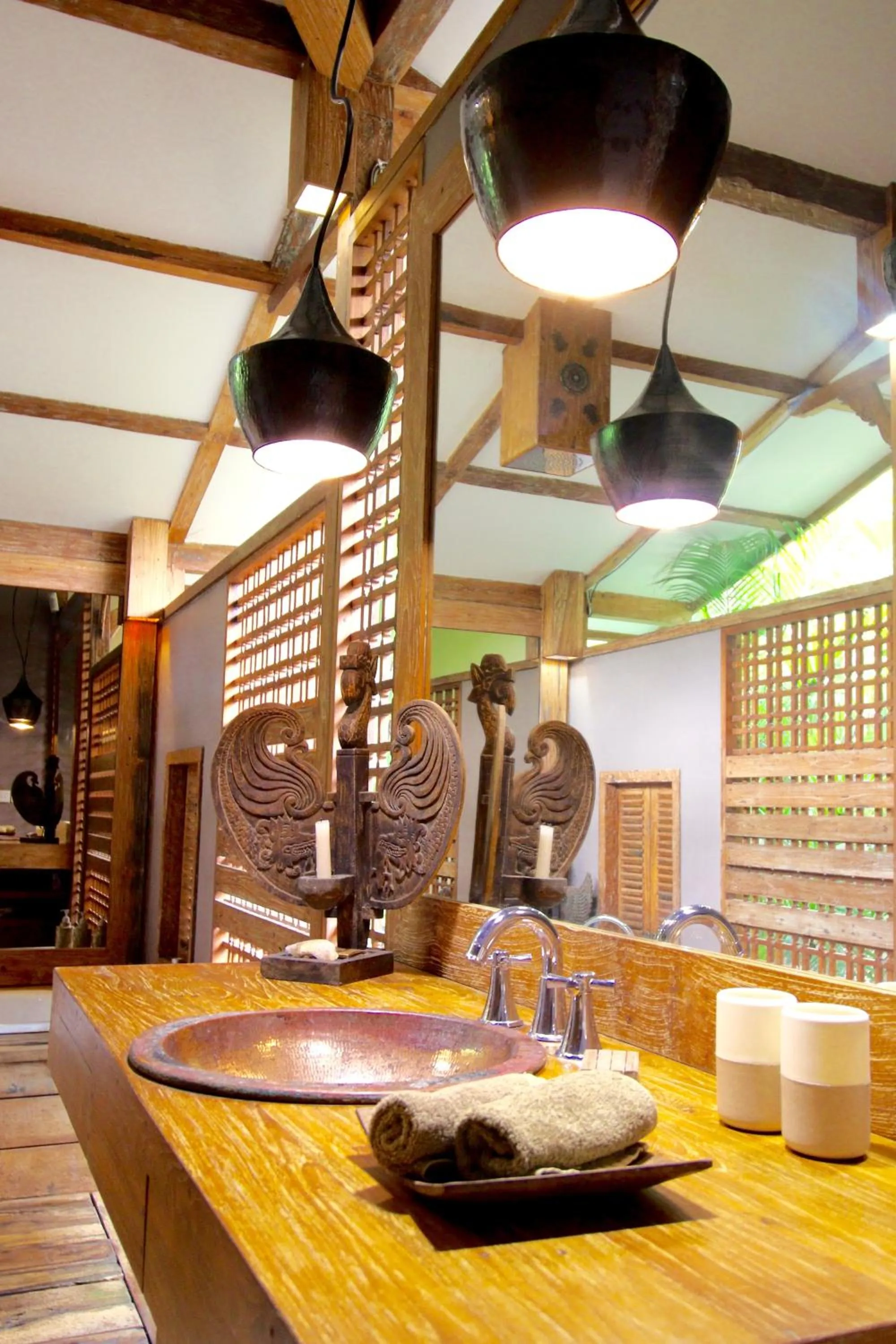 Day in Villa Bhuvana with private swimming pool