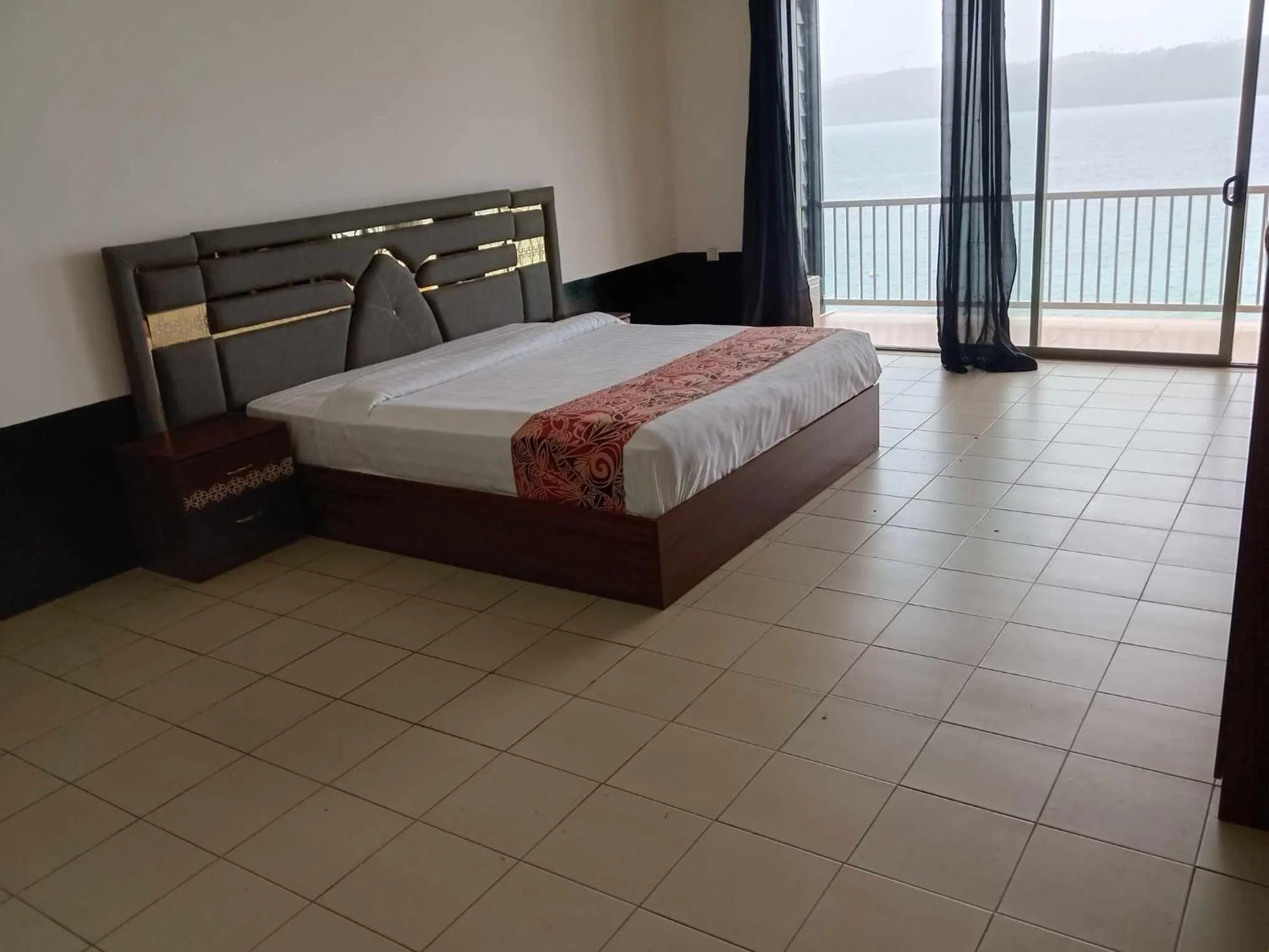 Puataukanave International Hotel