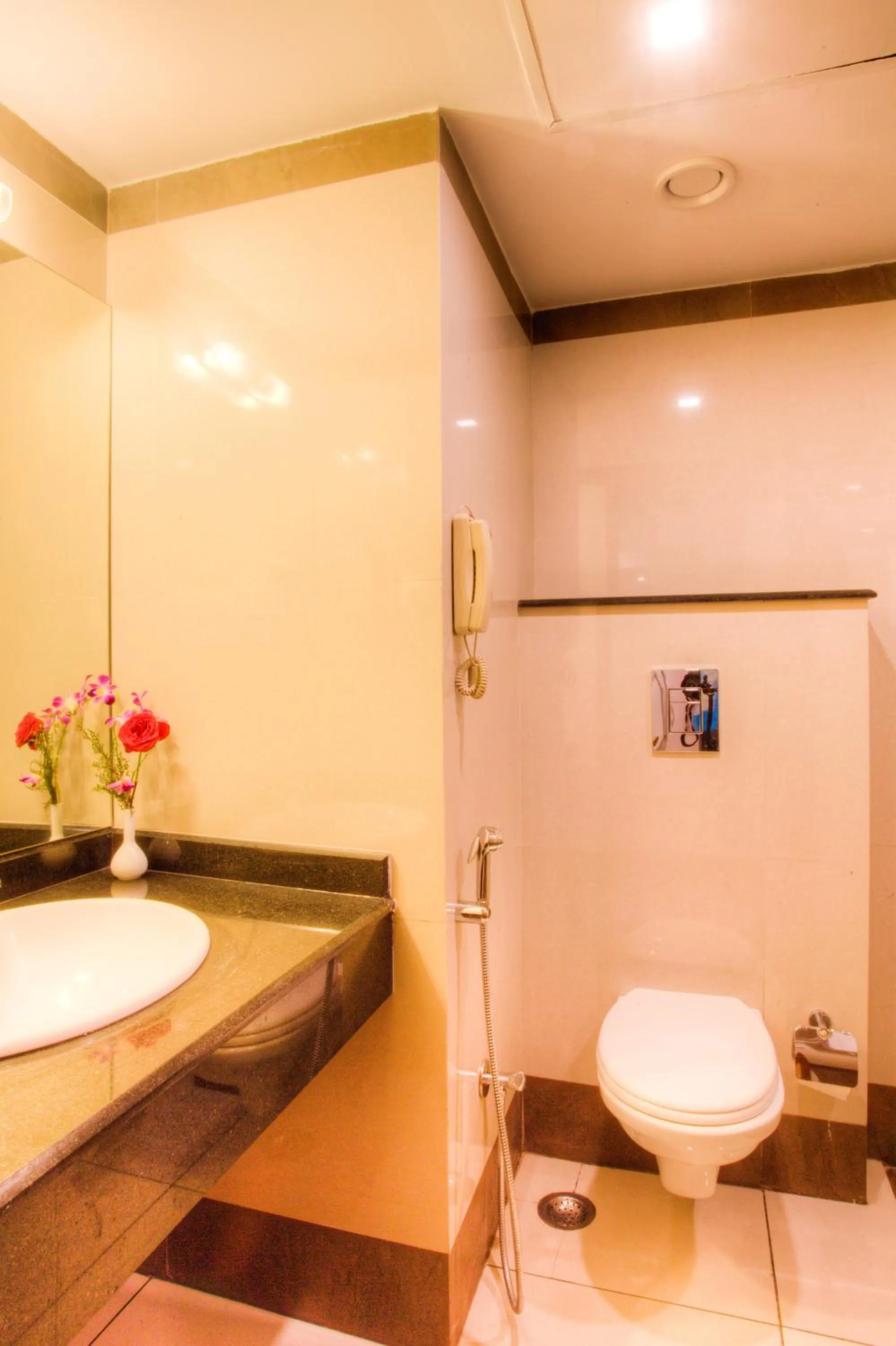 Toilet in The Atrium Boutique Hotel