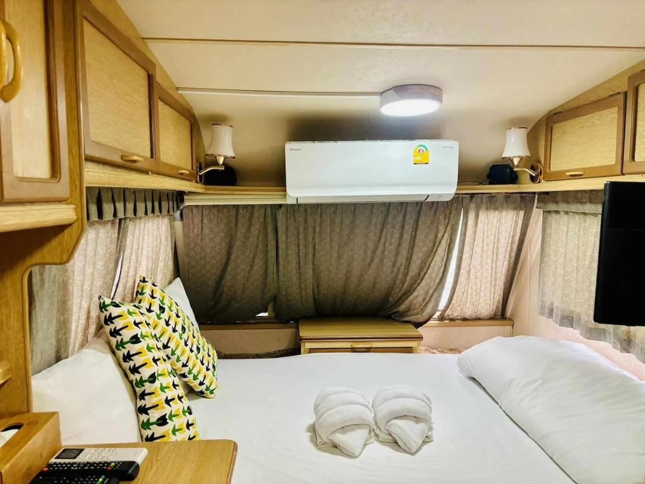 Bedroom, Bed in R resident resort