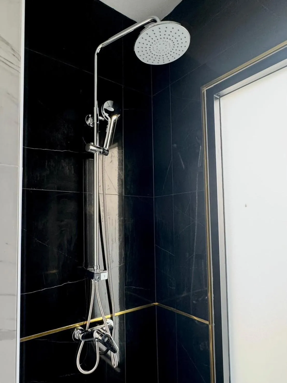 Shower in R resident resort