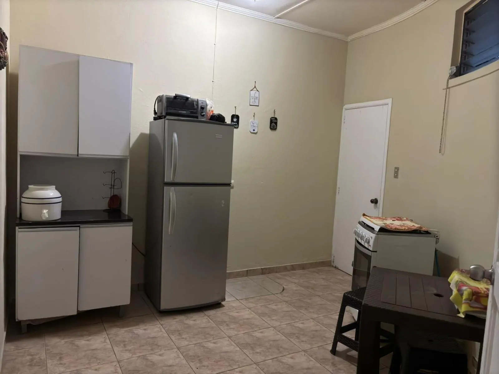 Kitchen or kitchenette in Hostal Casa Luna