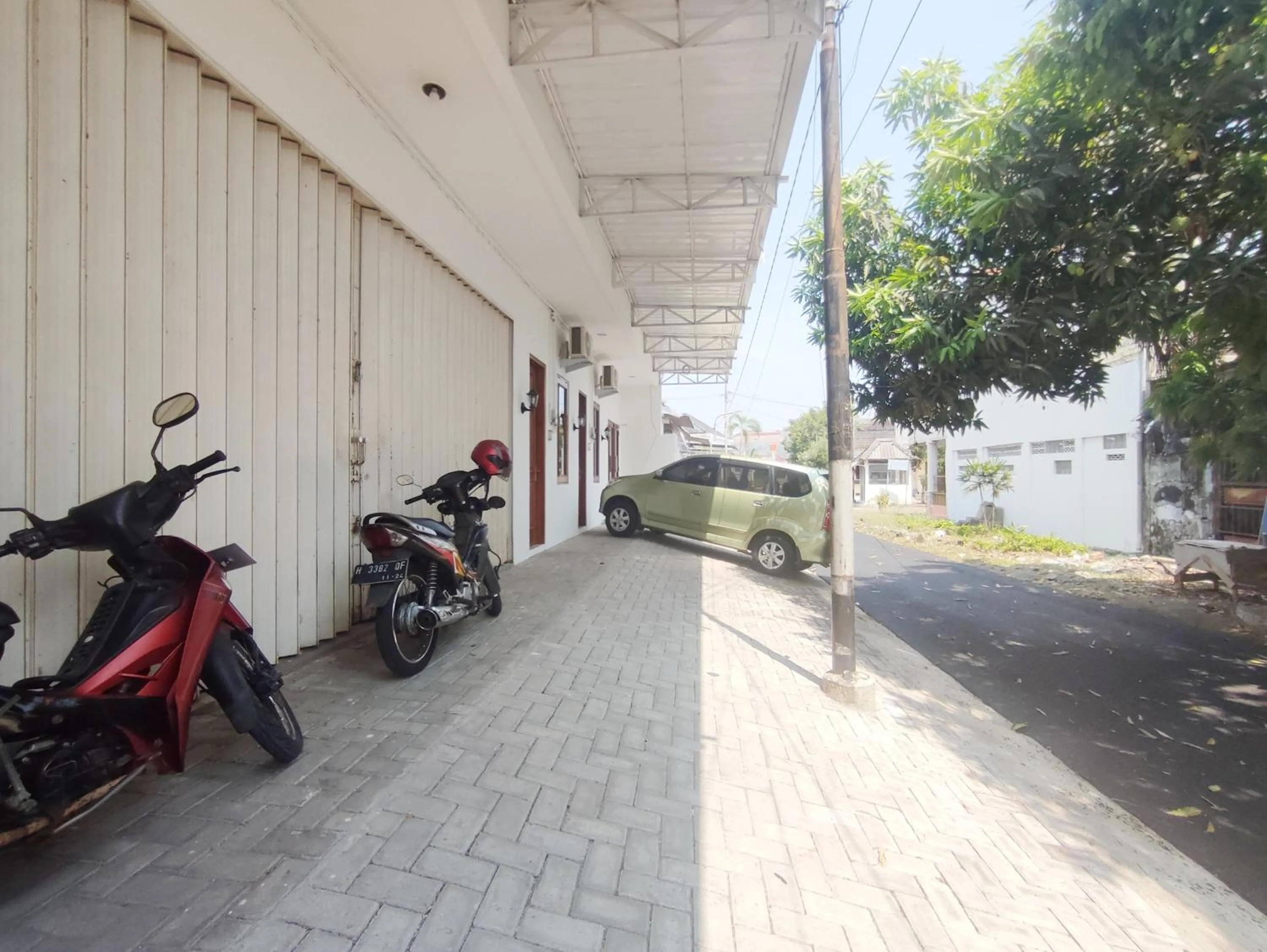 RedDoorz Near Simpang Lima Semarang