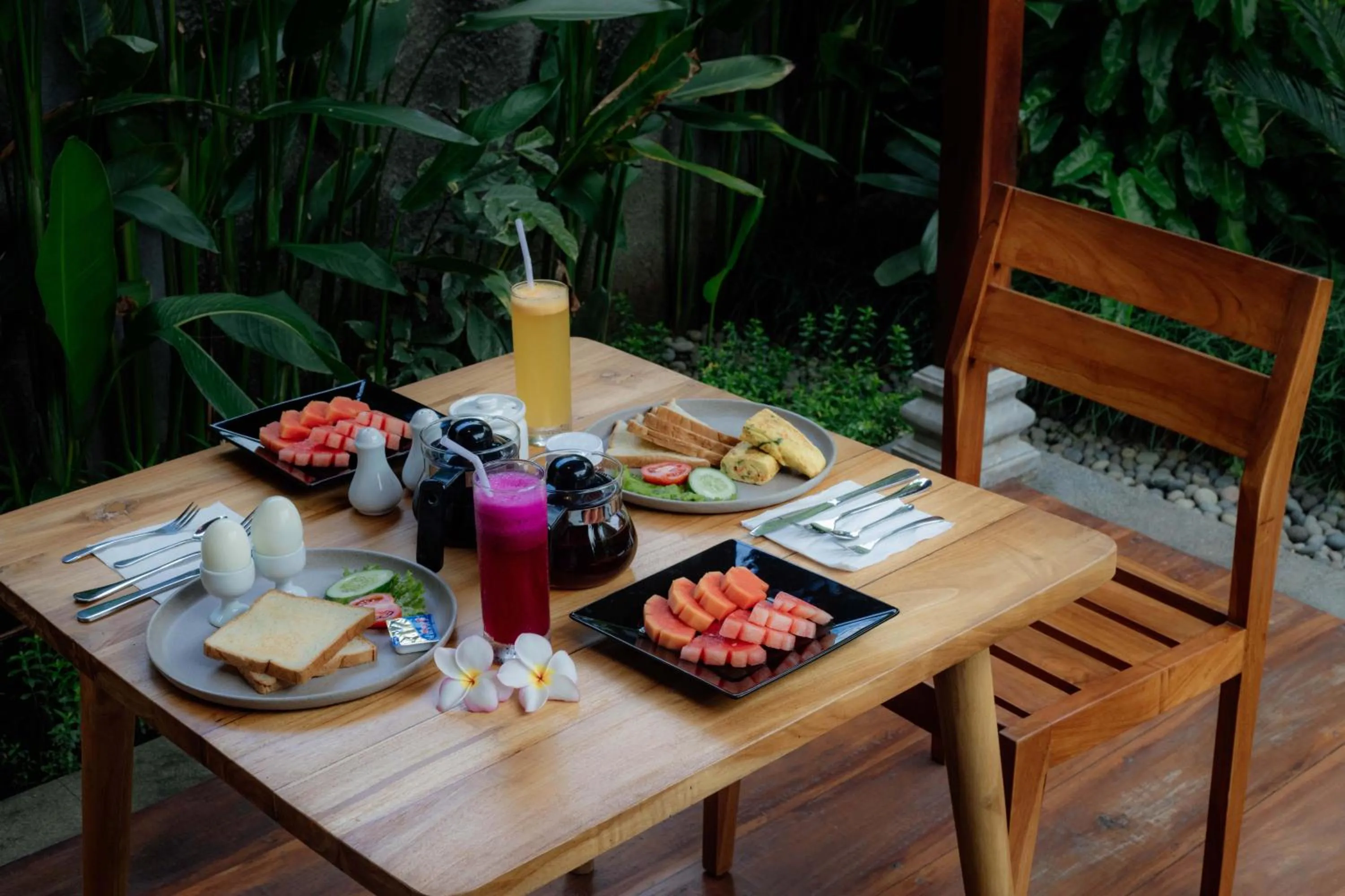 Food and drinks in Puri Arsa Bali