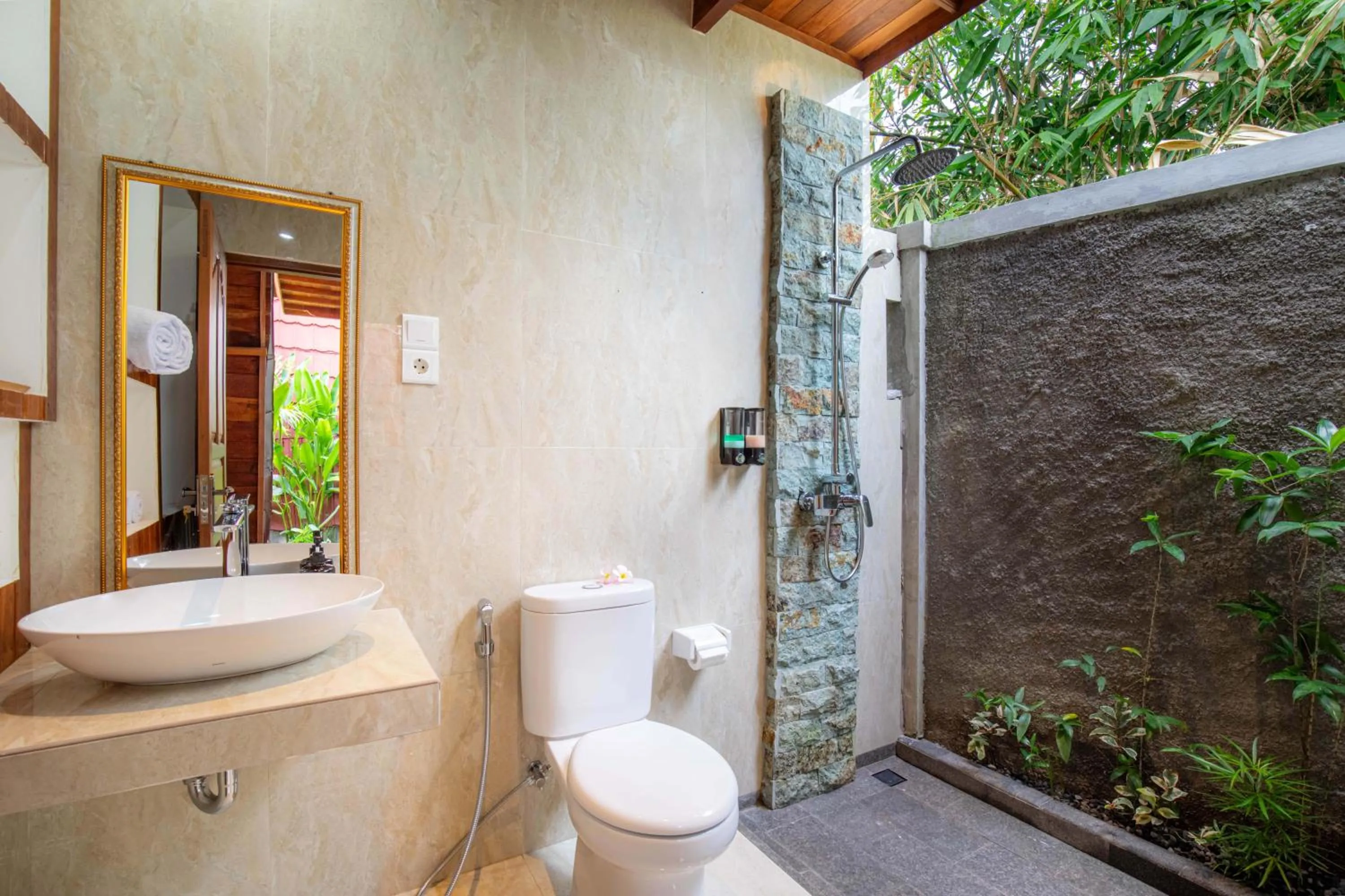 Bathroom in Puri Arsa Bali