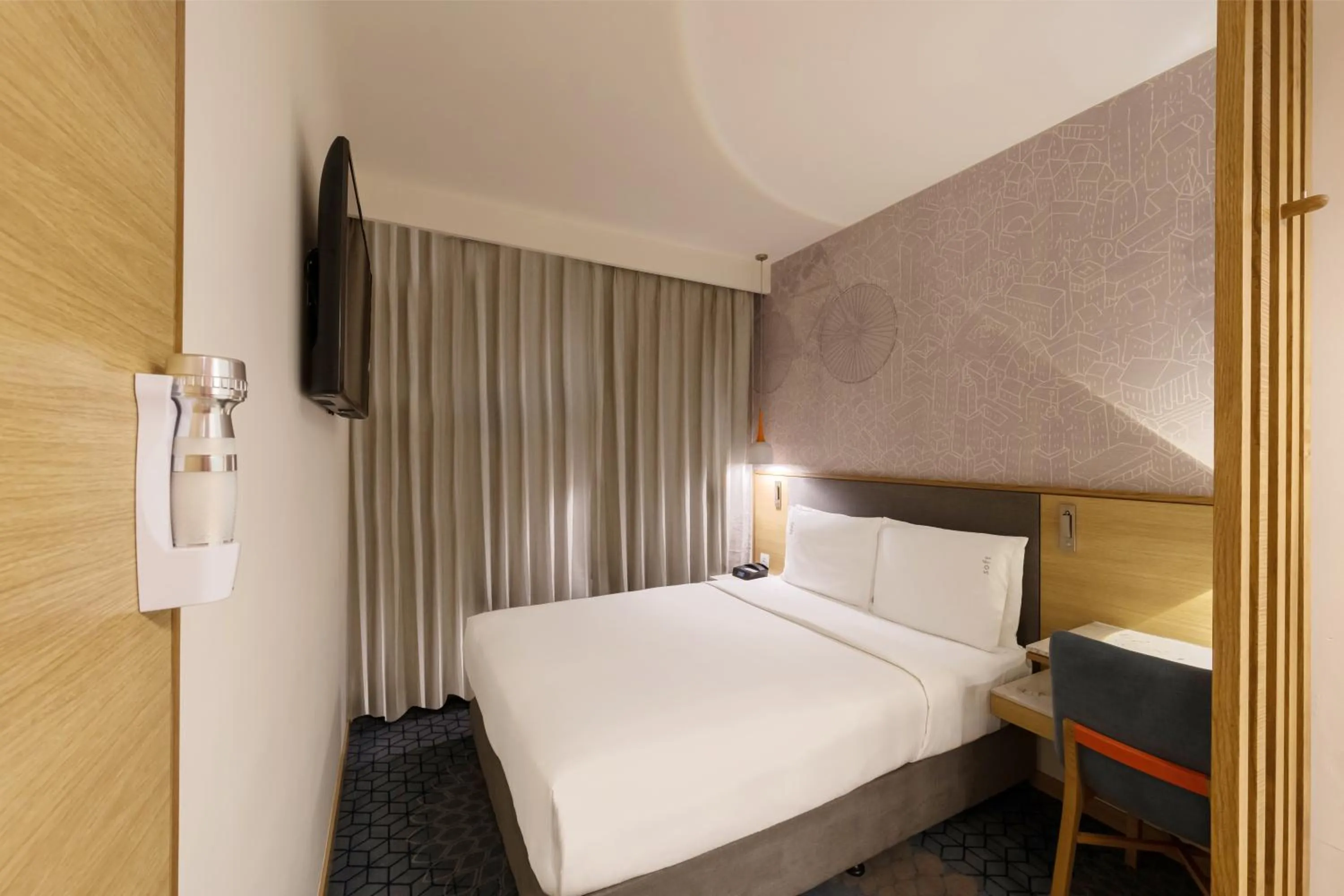 Bedroom, Bed in Holiday Inn Express Kolkata New Town by IHG
