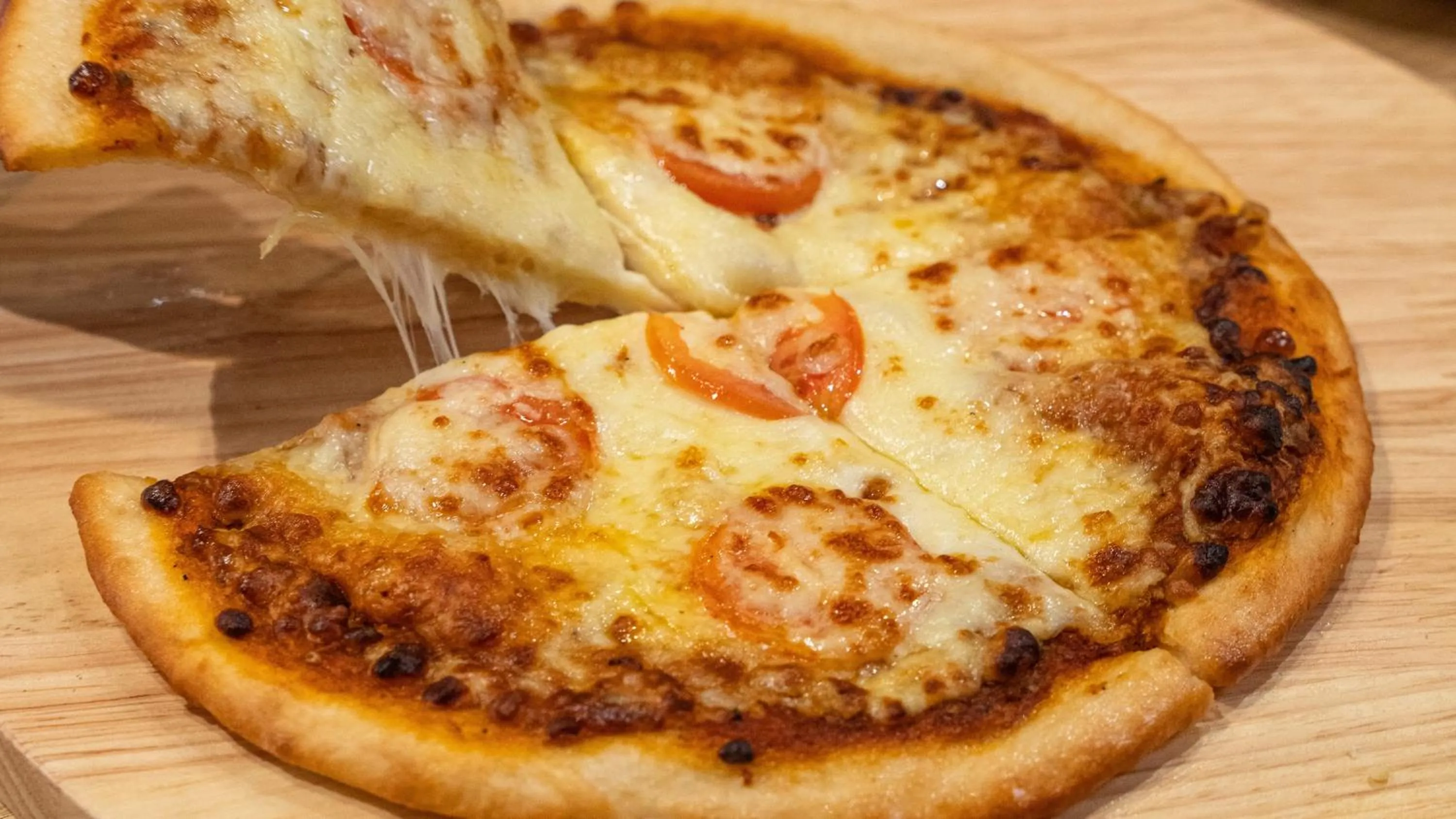 Restaurant/places to eat in Holiday Inn Express Kolkata New Town by IHG