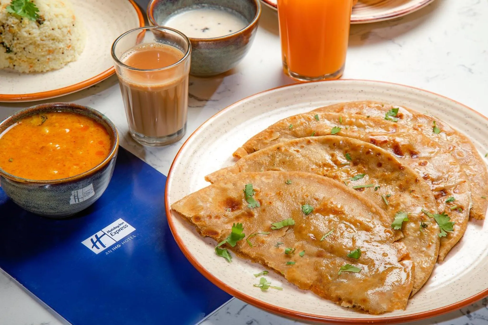 Restaurant/places to eat in Holiday Inn Express Kolkata New Town by IHG