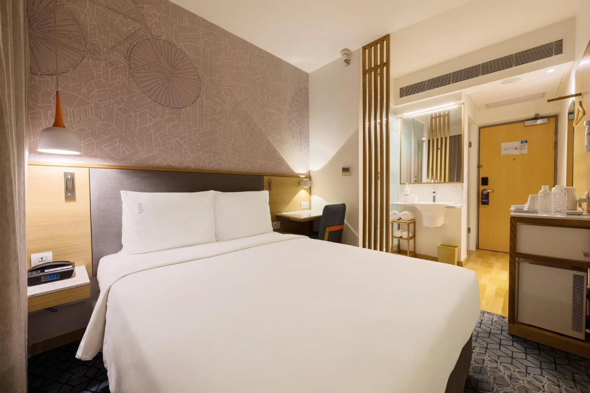 Photo of the whole room, Bed in Holiday Inn Express Kolkata New Town by IHG