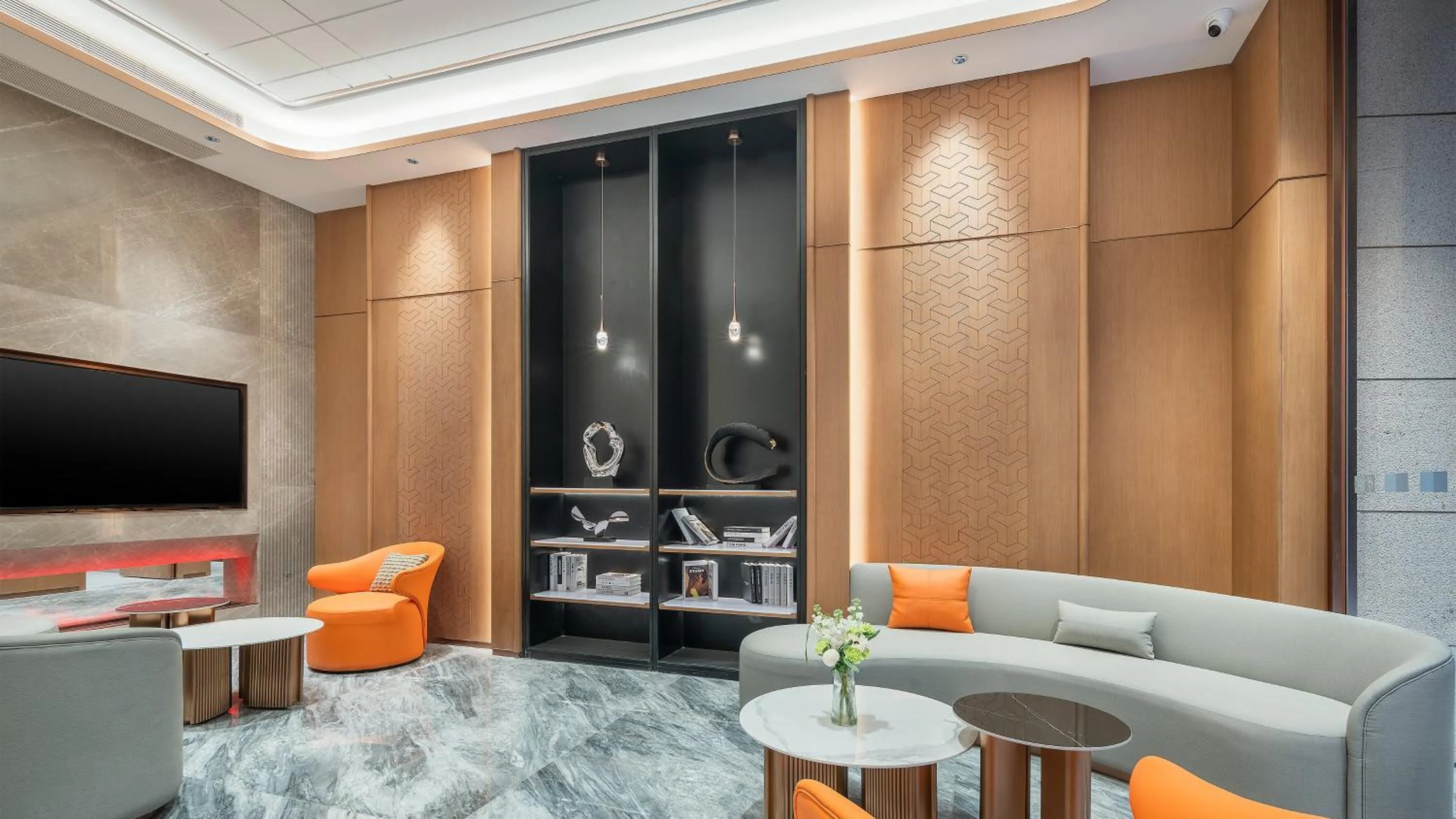Property building in Holiday Inn Express Chengdu Shuangliu Airport by IHG - Free shuttle bus from Shuangliu International Airport to hotel about 8 Minutes by car, Welcome drink
