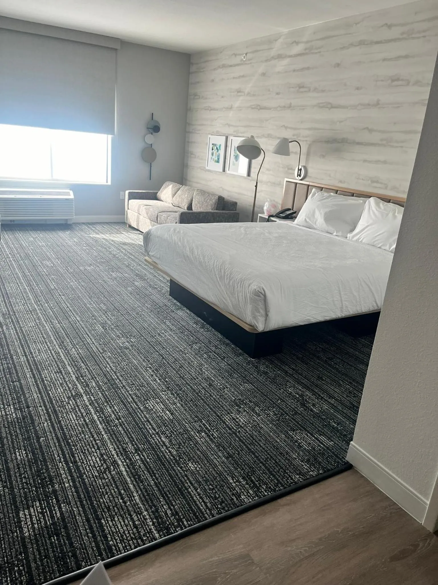 Bed in TownePlace Suites by Marriott Cincinnati Oakley