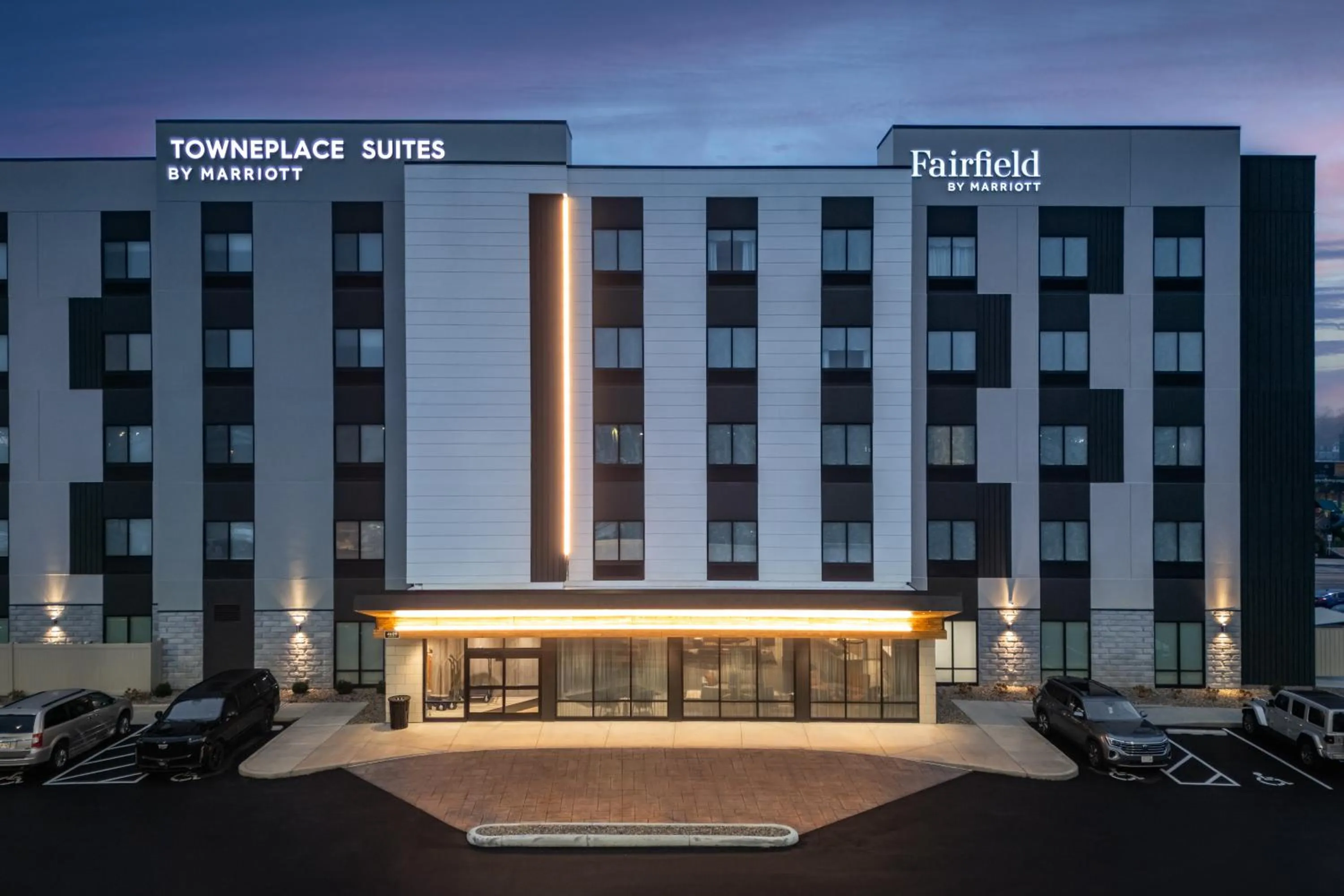 Property building in TownePlace Suites by Marriott Cincinnati Oakley