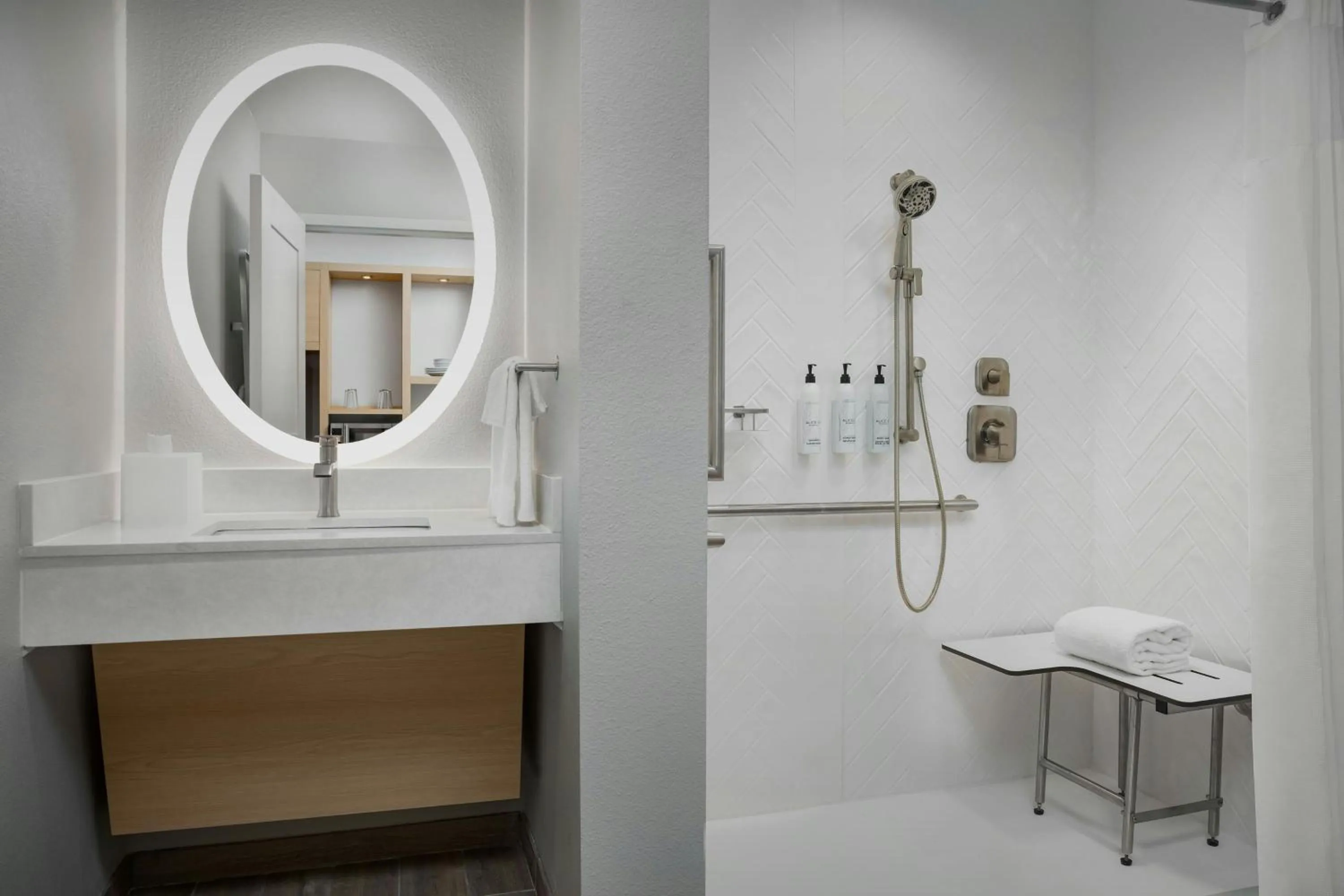 Bathroom in TownePlace Suites by Marriott Forney