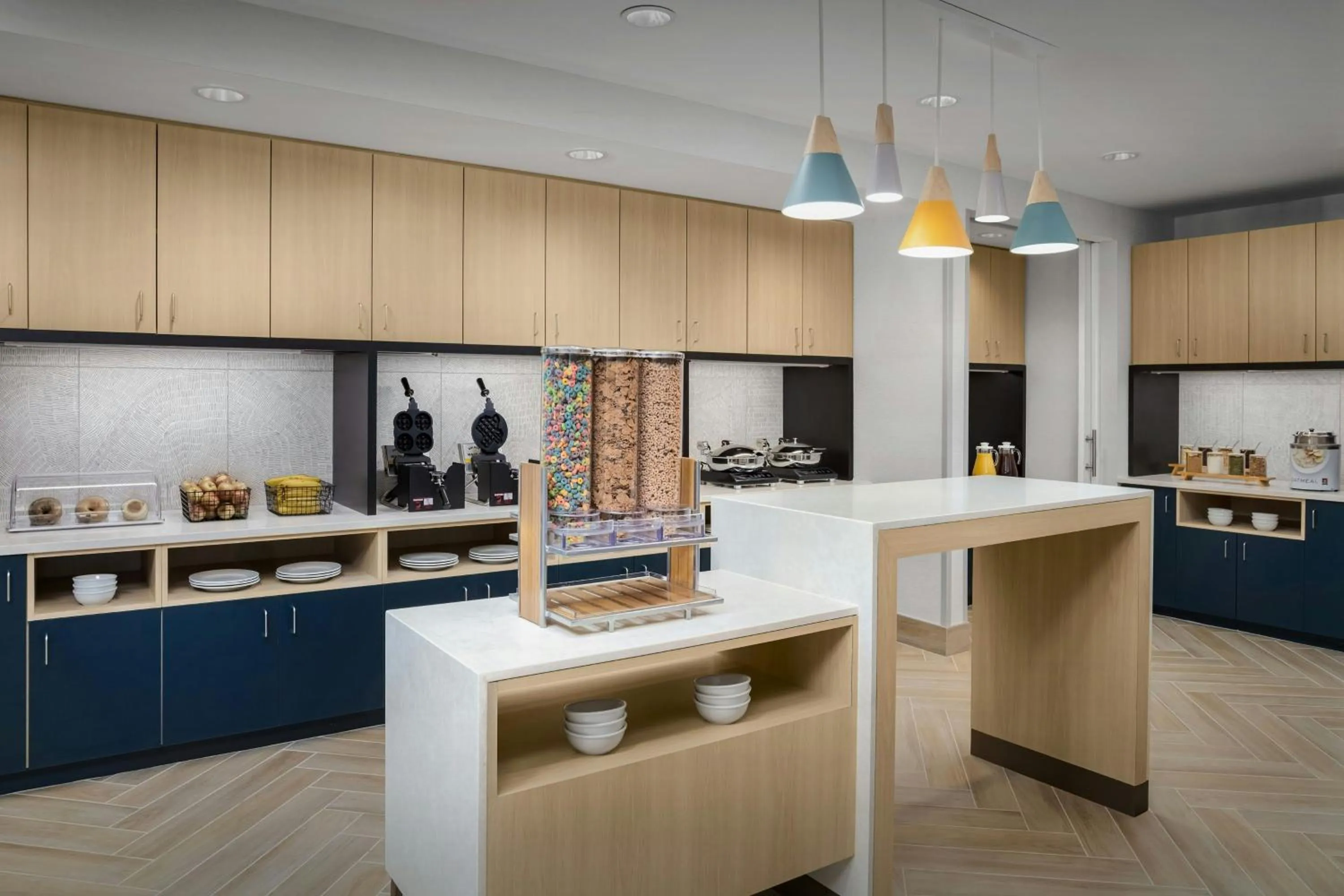 Breakfast in TownePlace Suites by Marriott Forney