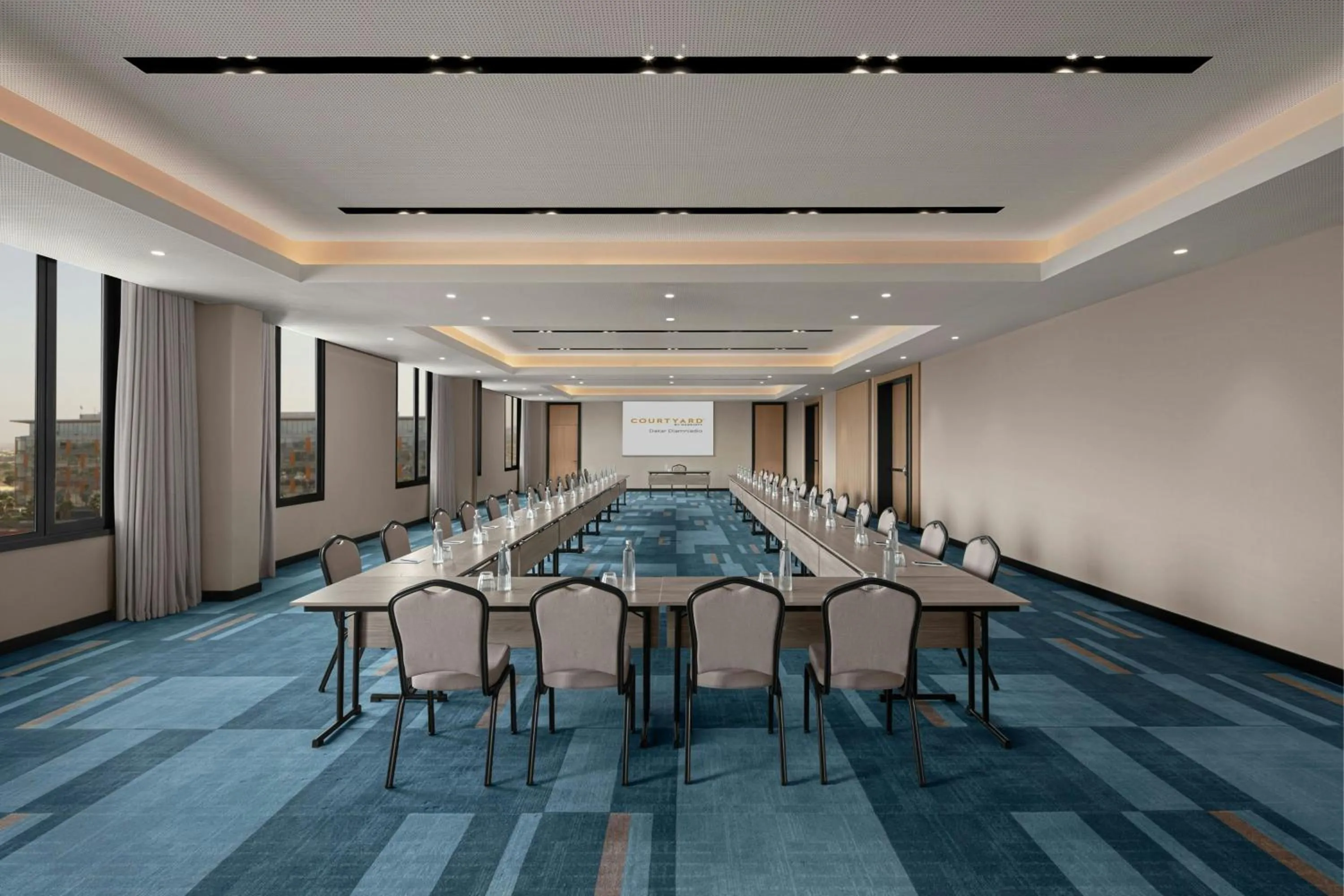 Meeting/conference room in Courtyard by Marriott Dakar Diamniadio