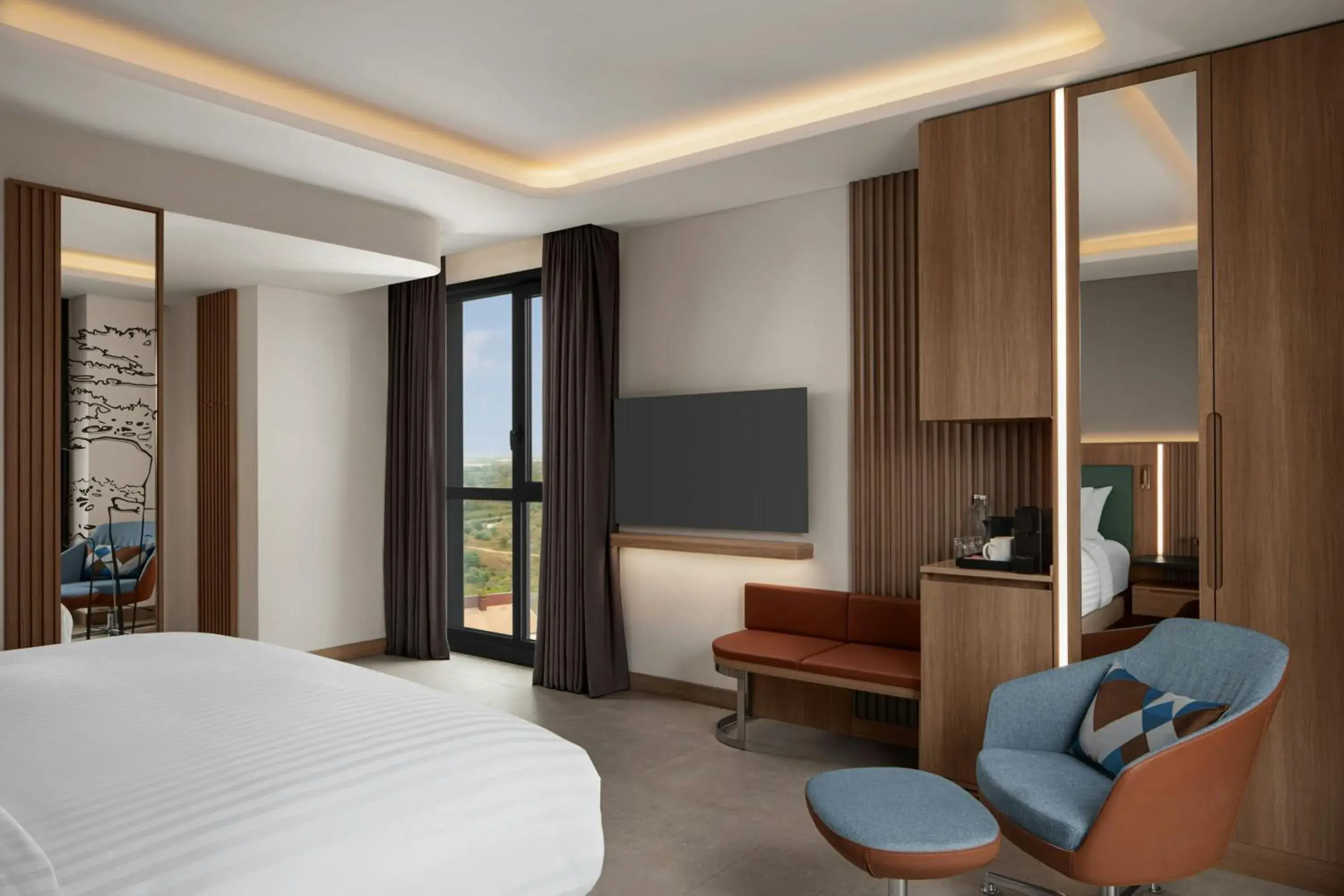 Large Corner King Room with Pool View in Courtyard by Marriott Dakar Diamniadio Large Corner King Room with Pool View in Courtyard by Marriott Dakar Diamniadio