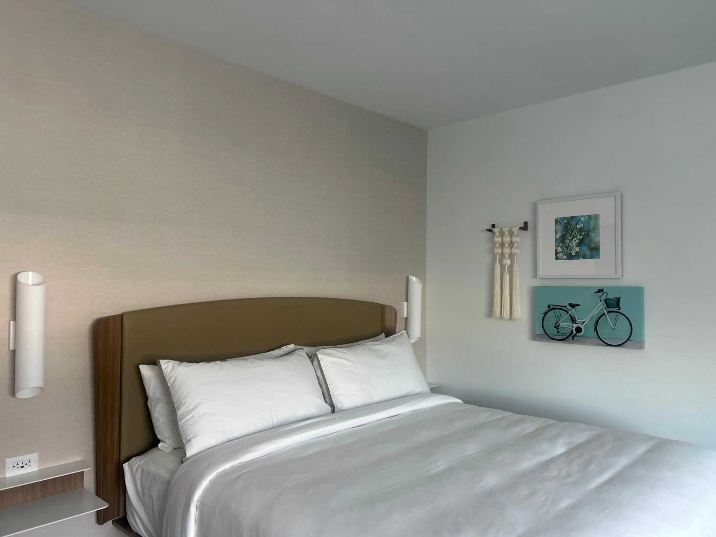 Bed in Element Fort Smith