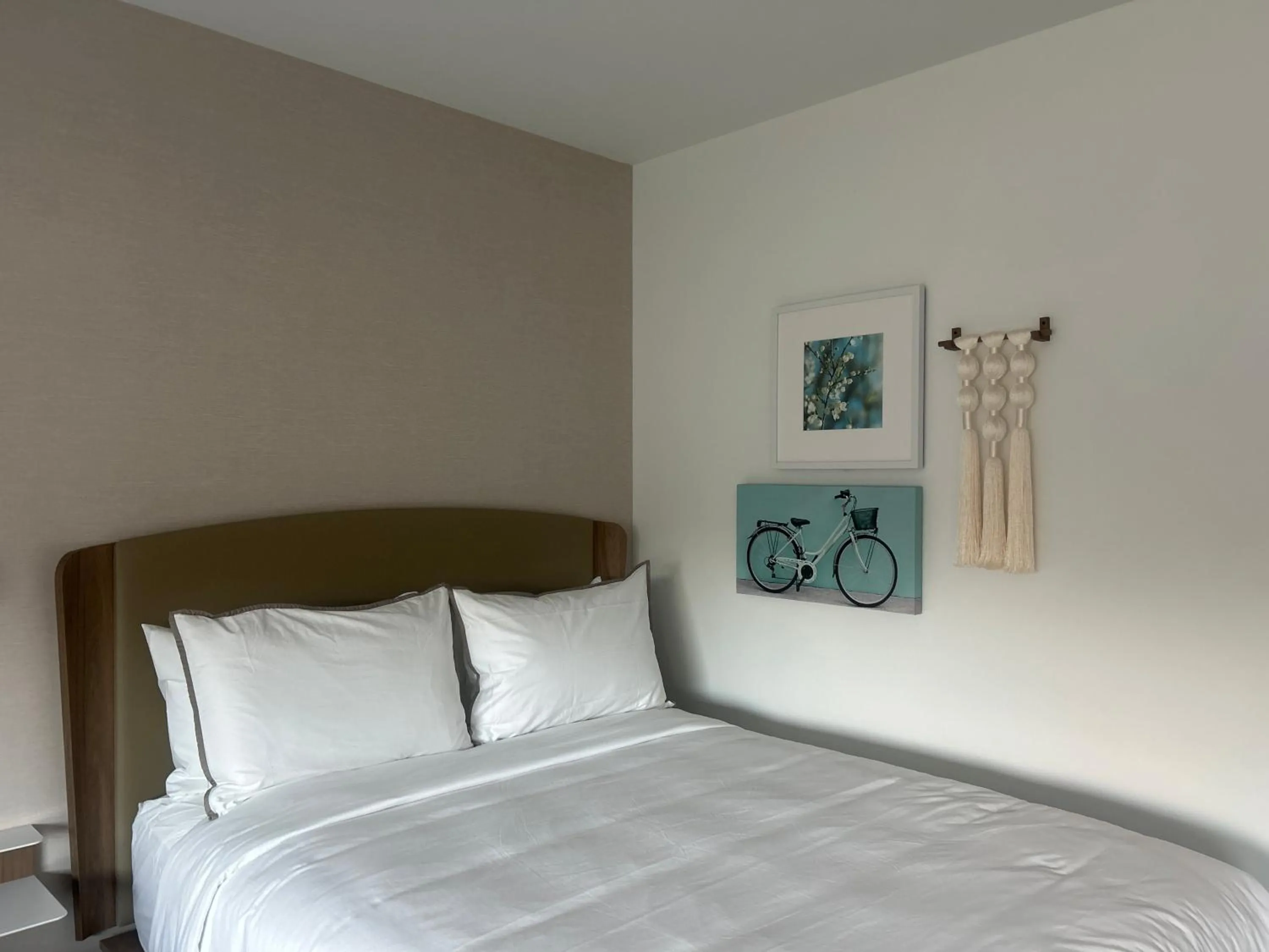 Bed in Element Fort Smith